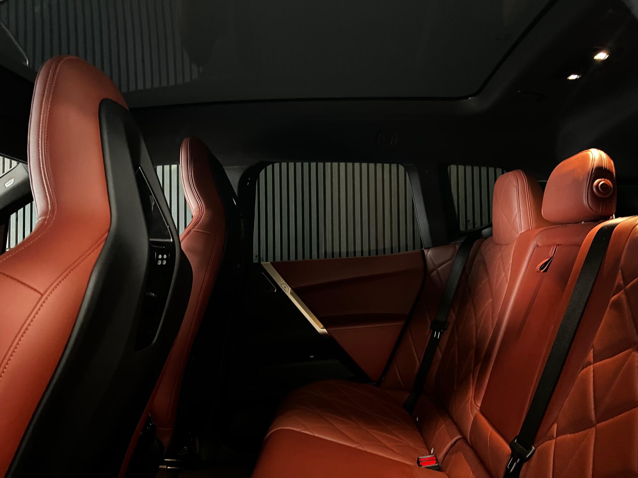 BMW iX view 19