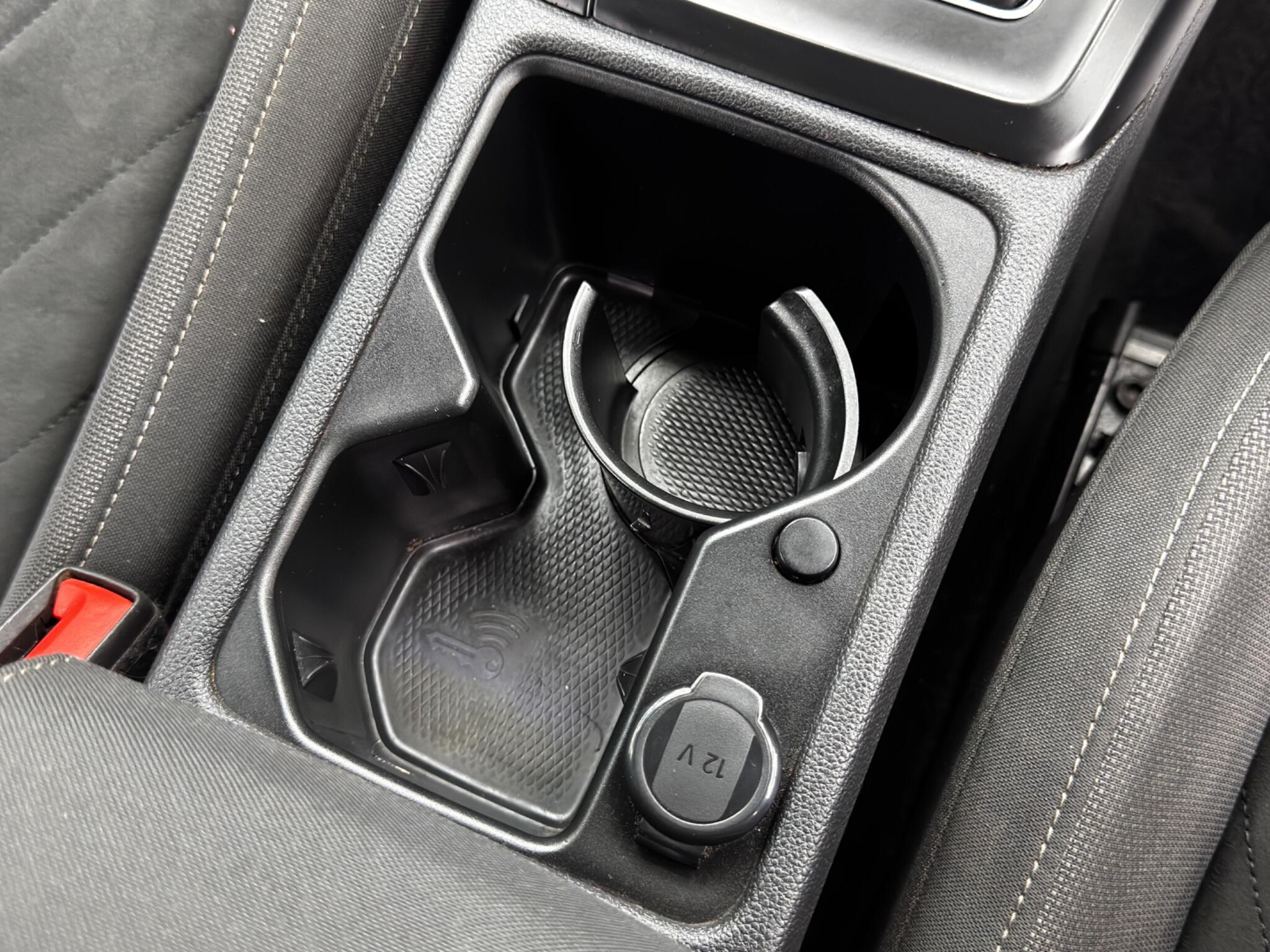 Volkswagen Golf view 25