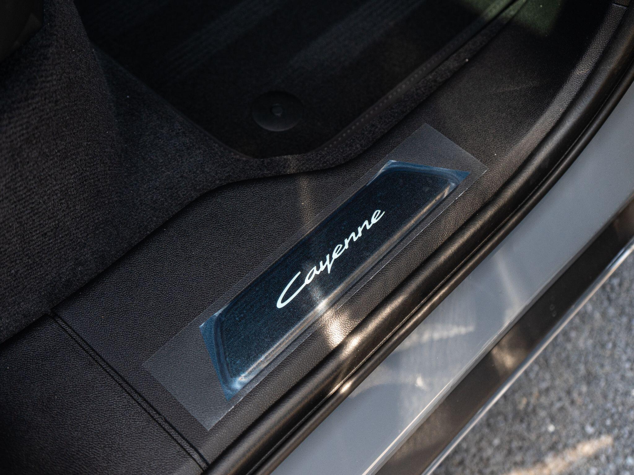 Porsche Cayenne view 55