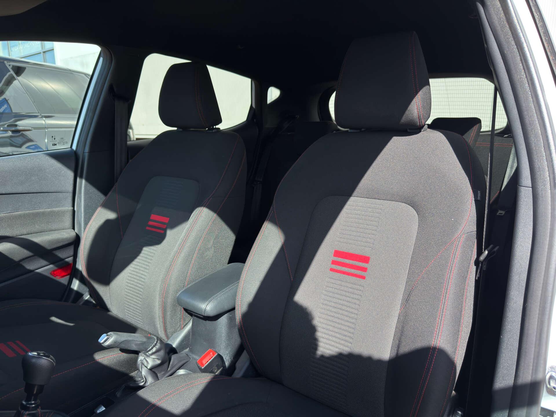 Ford Fiesta view 46