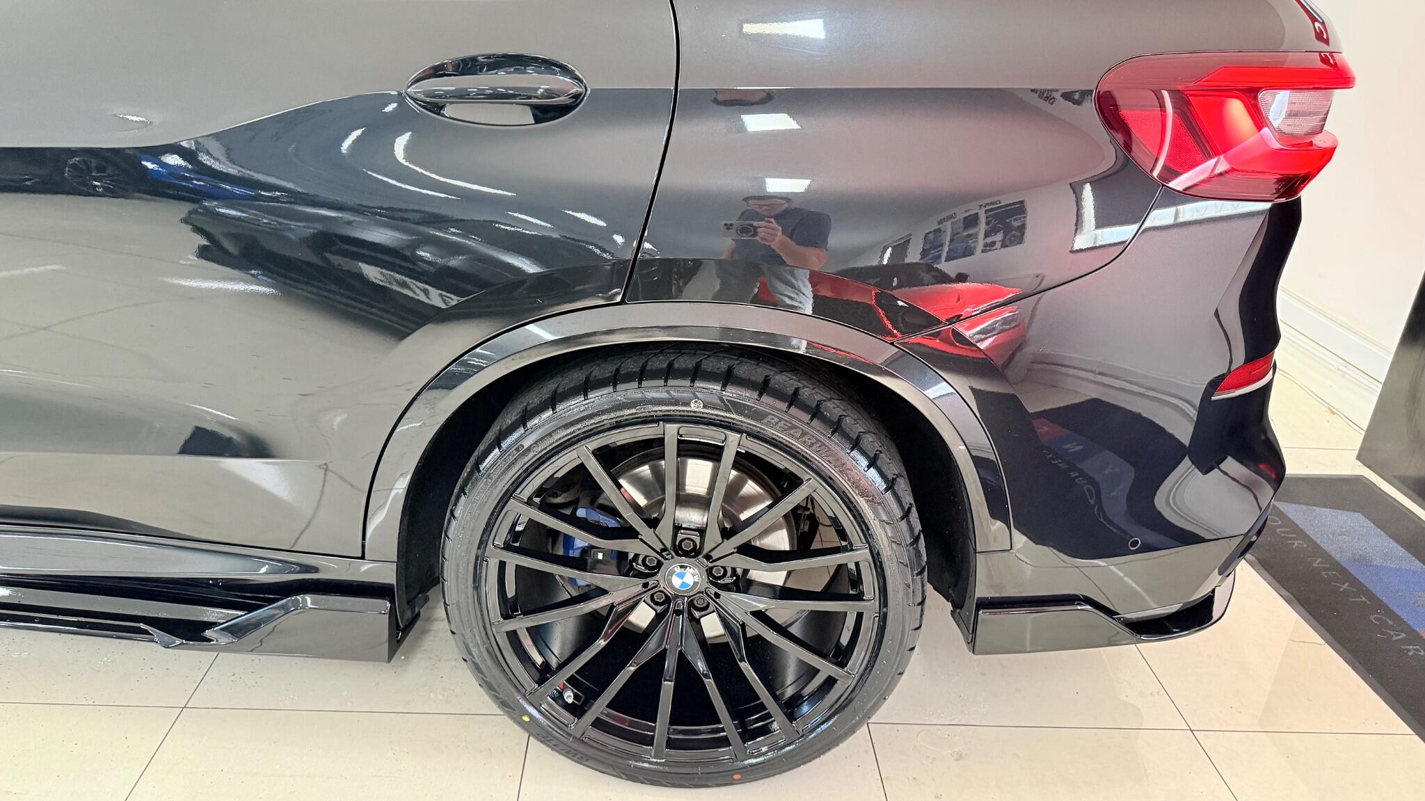 BMW X5 view 43