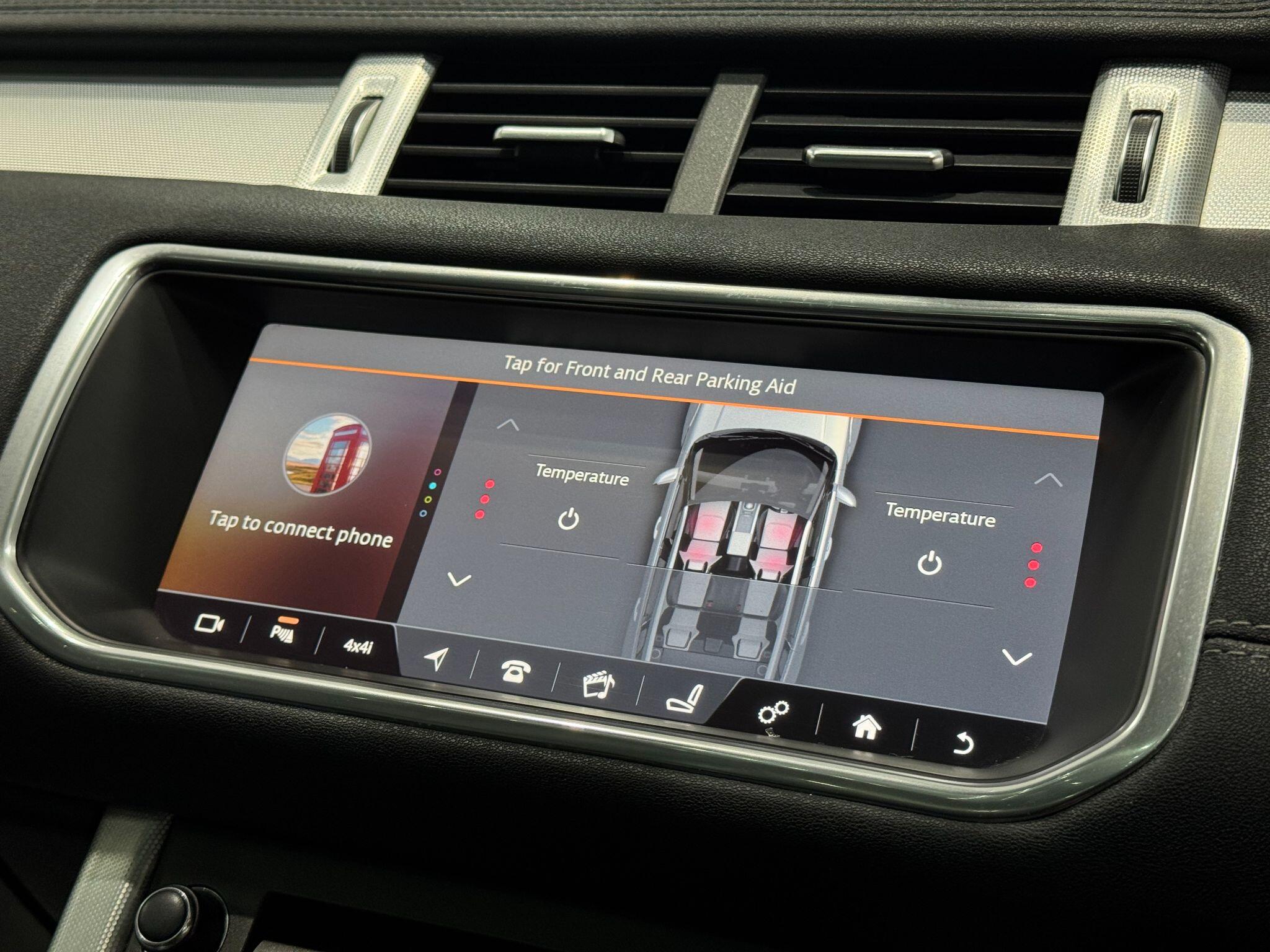 Land Rover Range Rover Evoque view 32