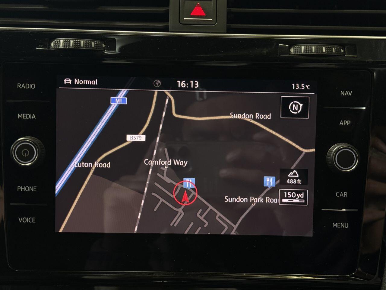 Volkswagen Golf view 46