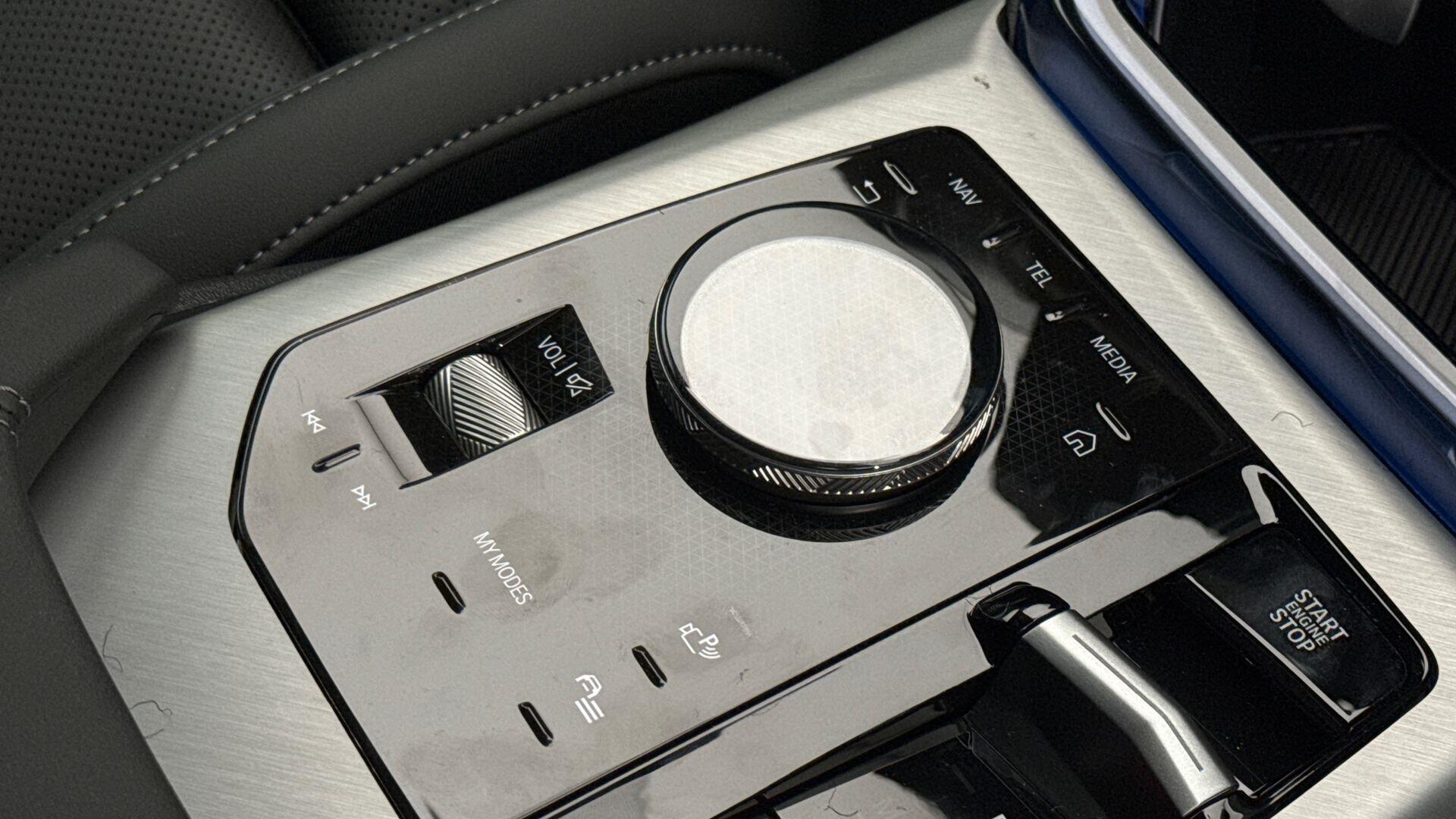 BMW X3 view 20