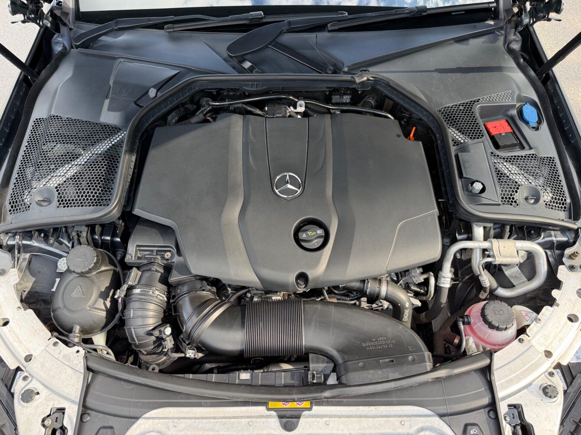 Mercedes-Benz C-Class view 68