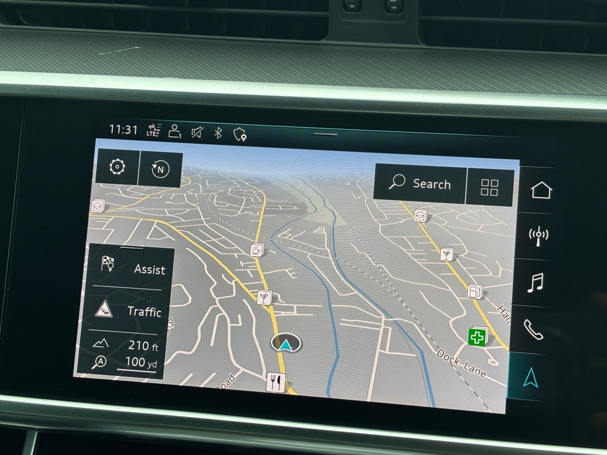 Audi A6 Avant view 10