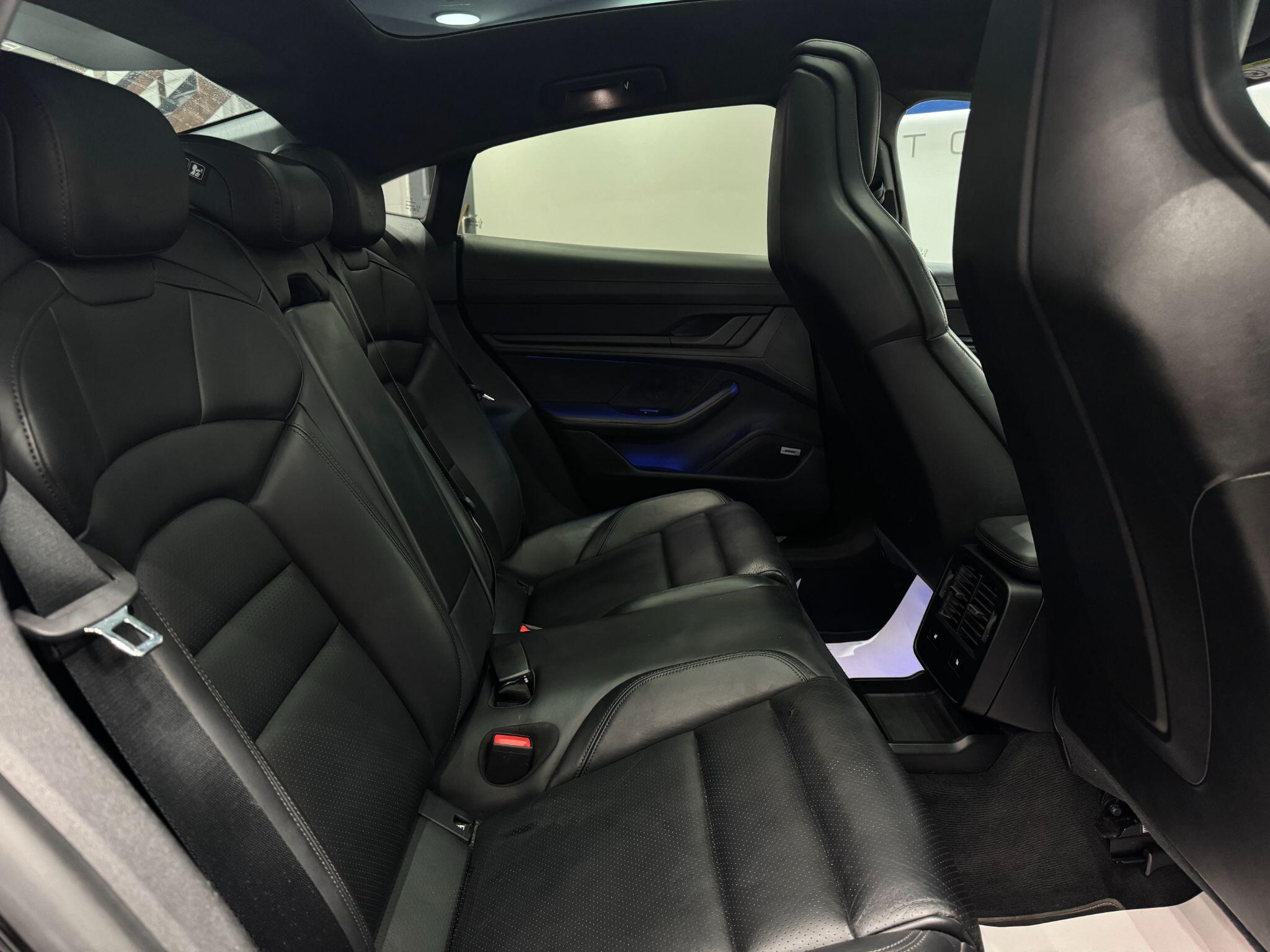 Porsche Taycan view 52