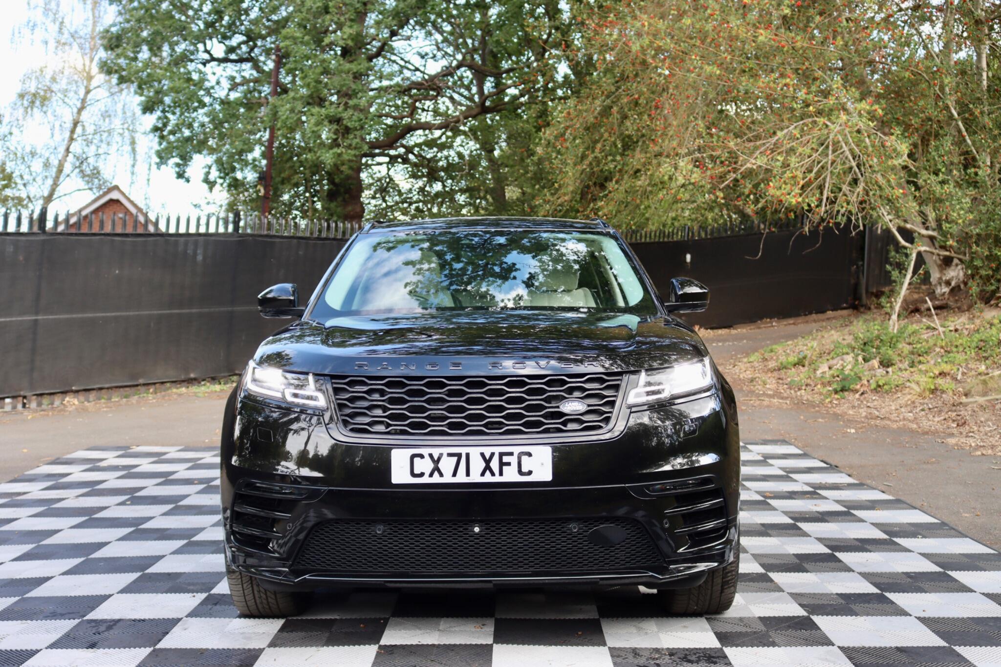 Land Rover Range Rover Velar view 24