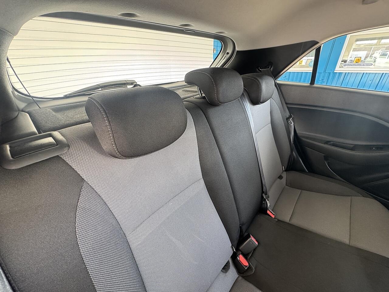 Hyundai I20 view 13