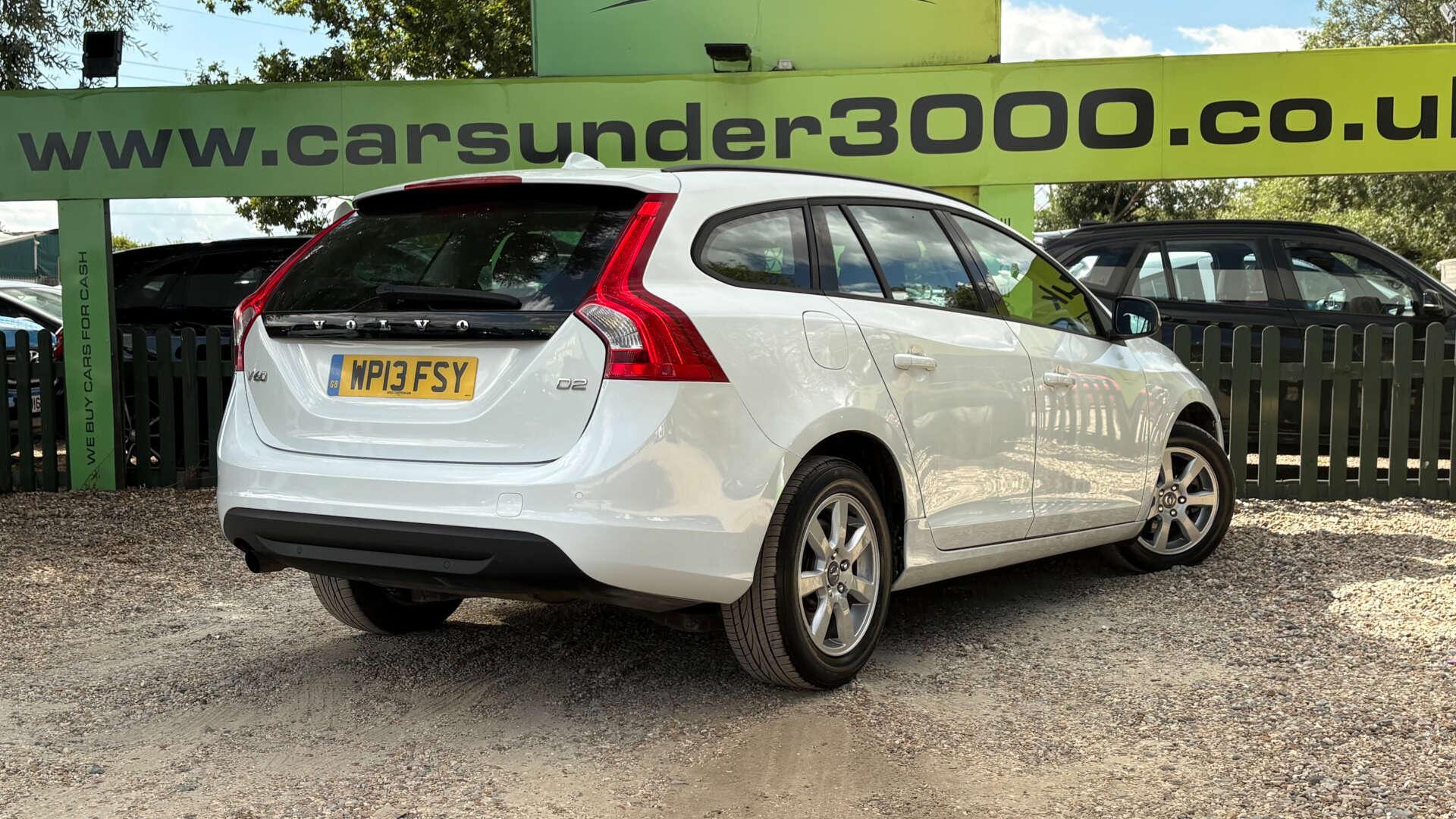 Volvo V60 view 4