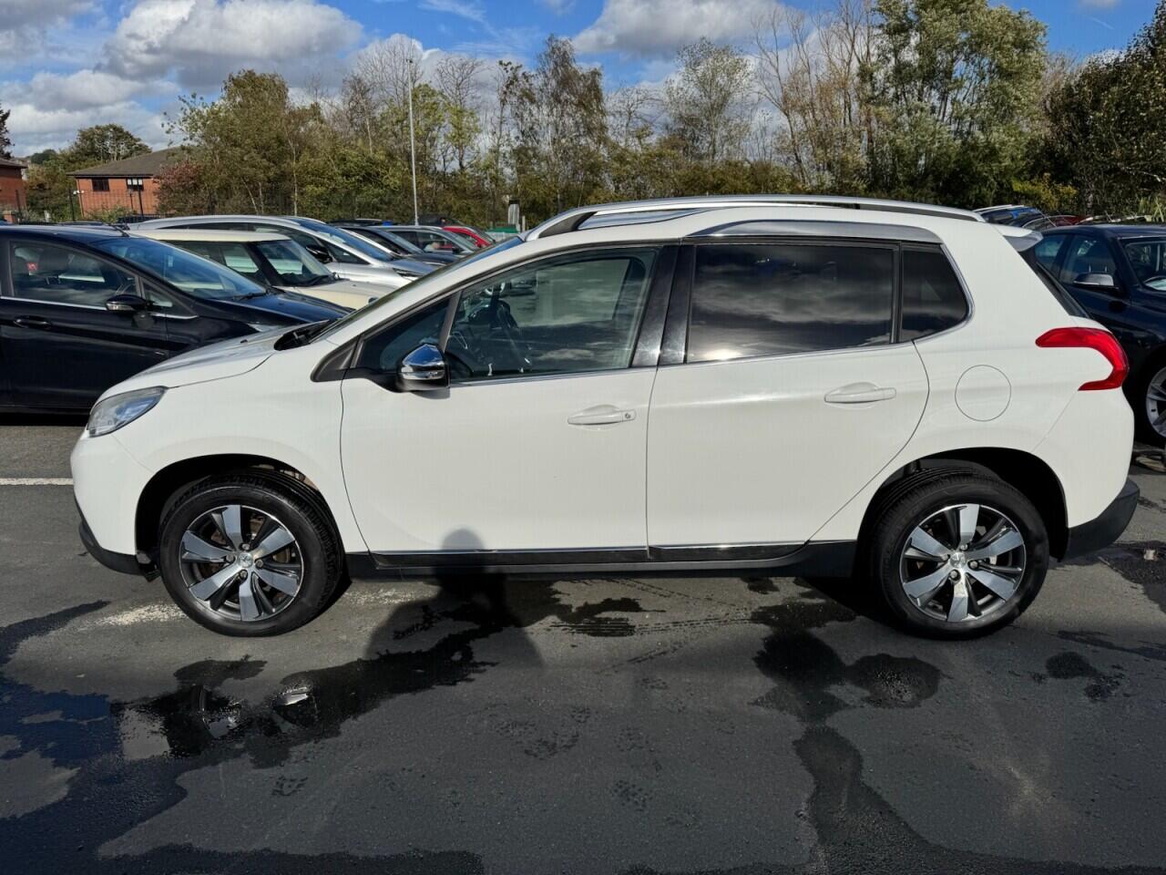 Peugeot 2008 view 46