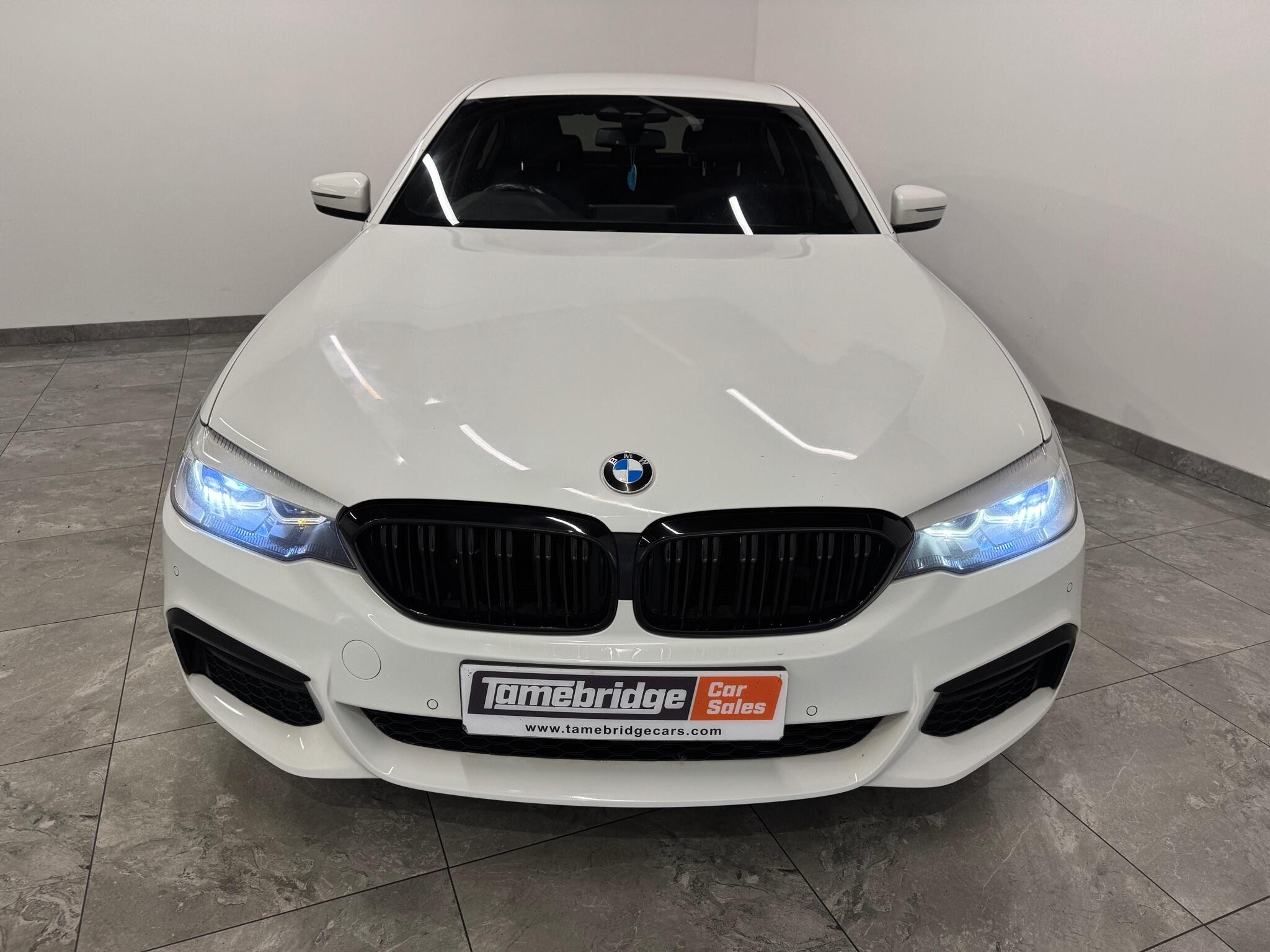 BMW 5 Series view 3