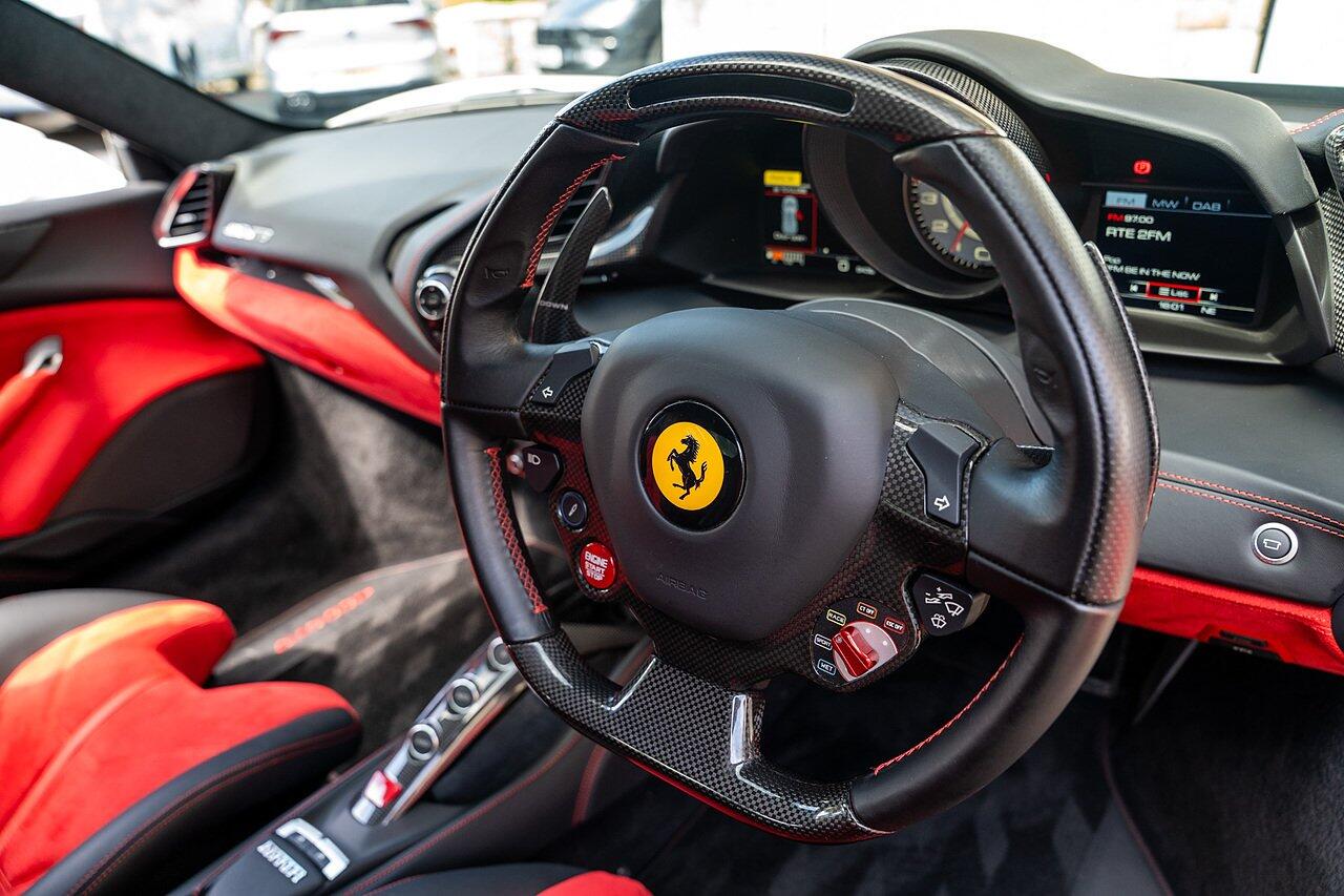 Ferrari 488 view 46