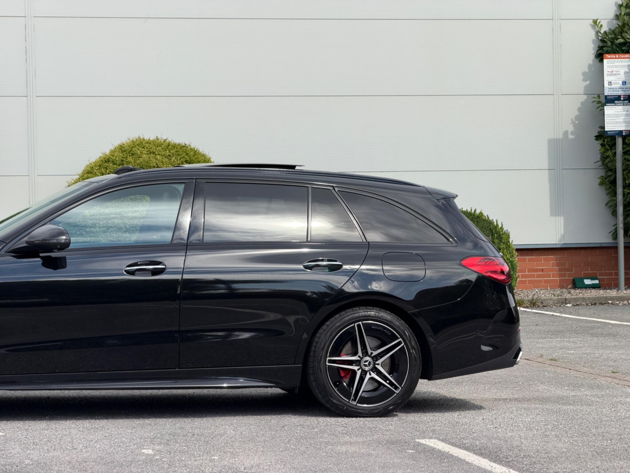 Mercedes-Benz C Class view 16