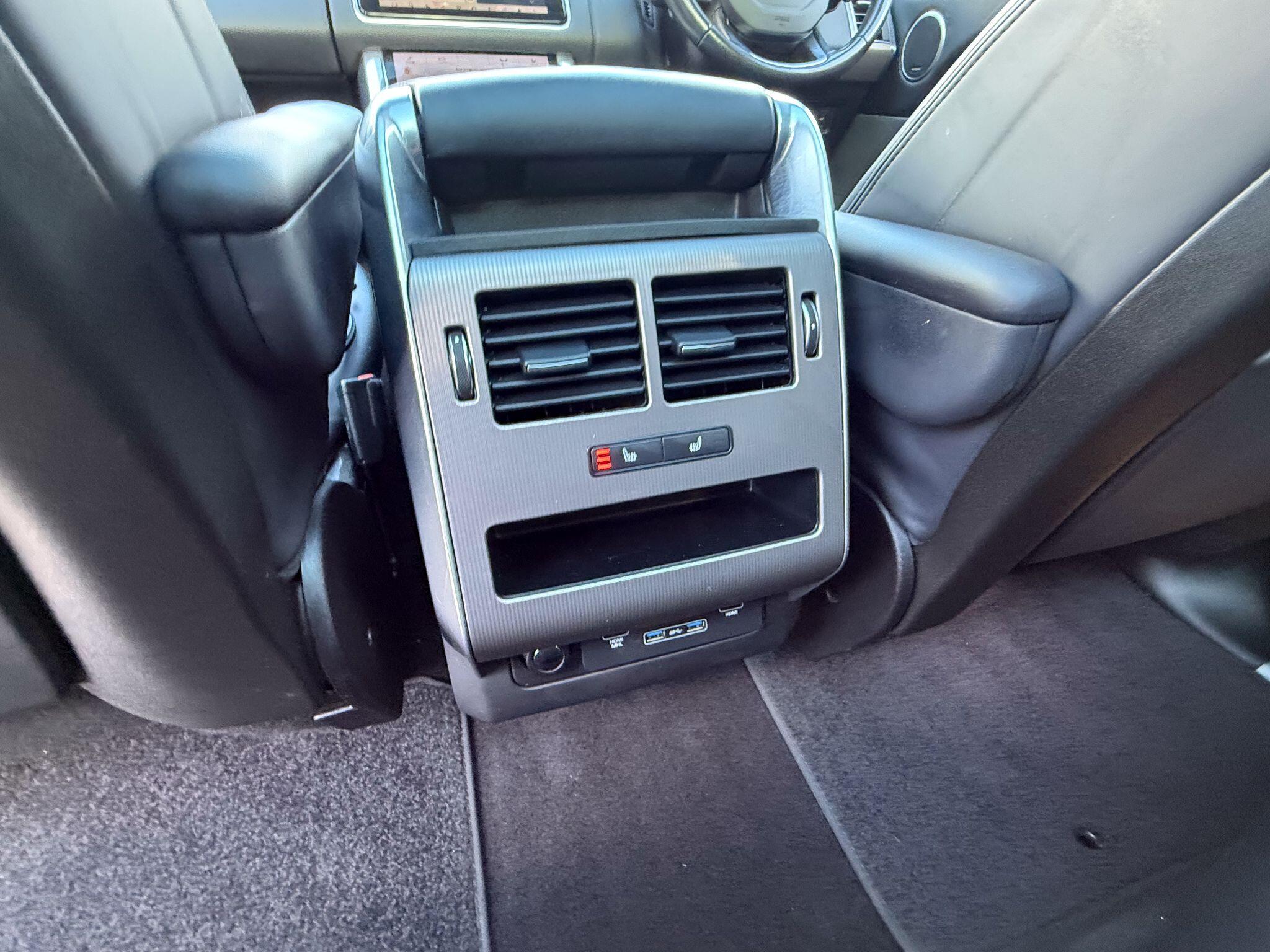 Land Rover Range Rover Sport view 16