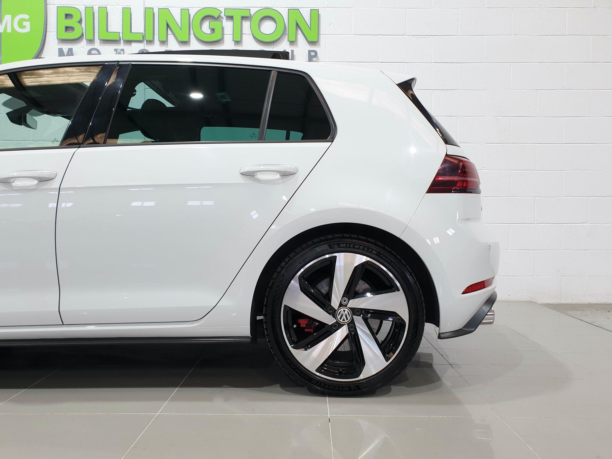 Volkswagen Golf view 24