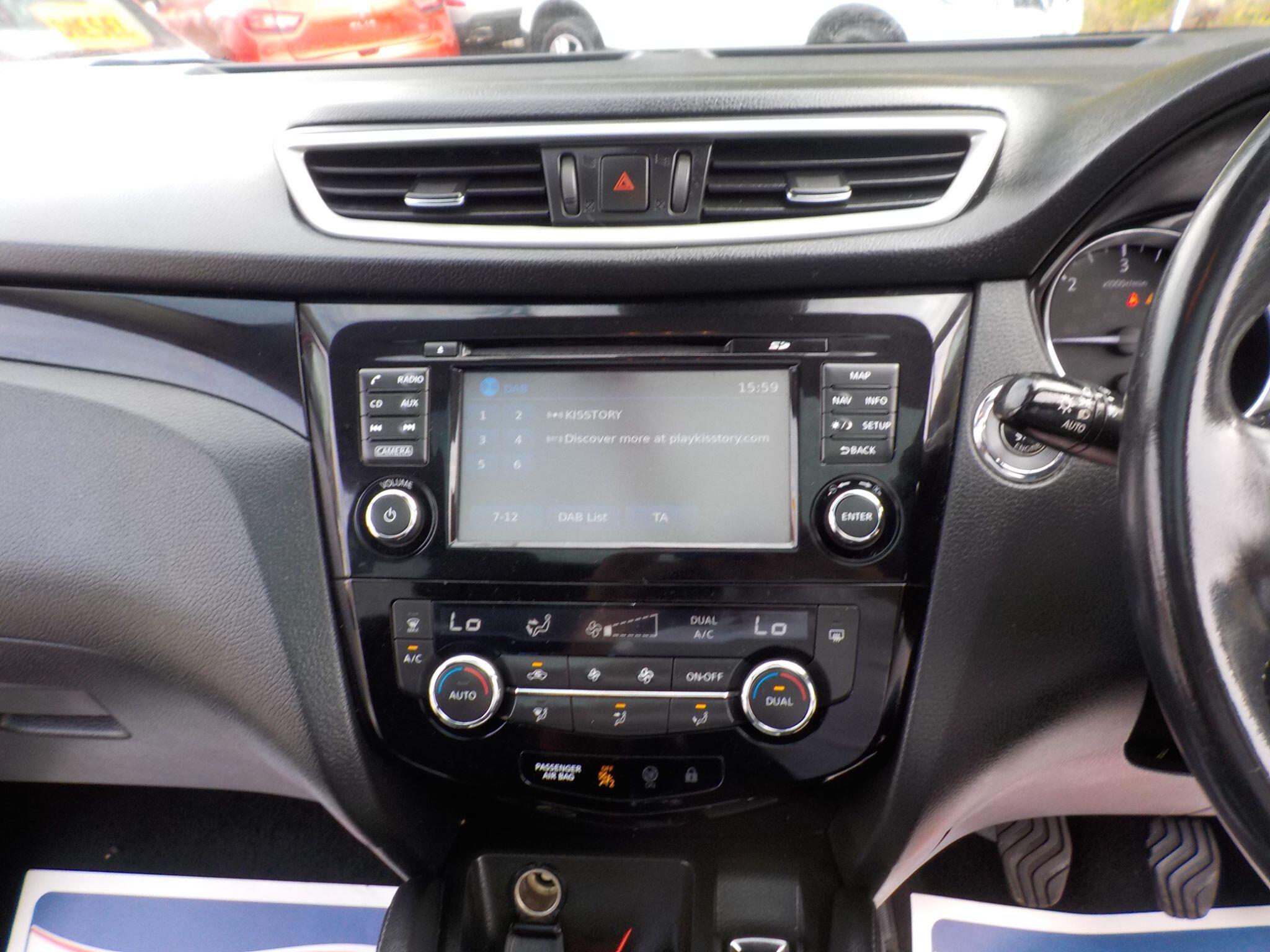 Nissan Qashqai 1.5 dCi N-Connecta 2WD Euro 6 (s/s) 5dr