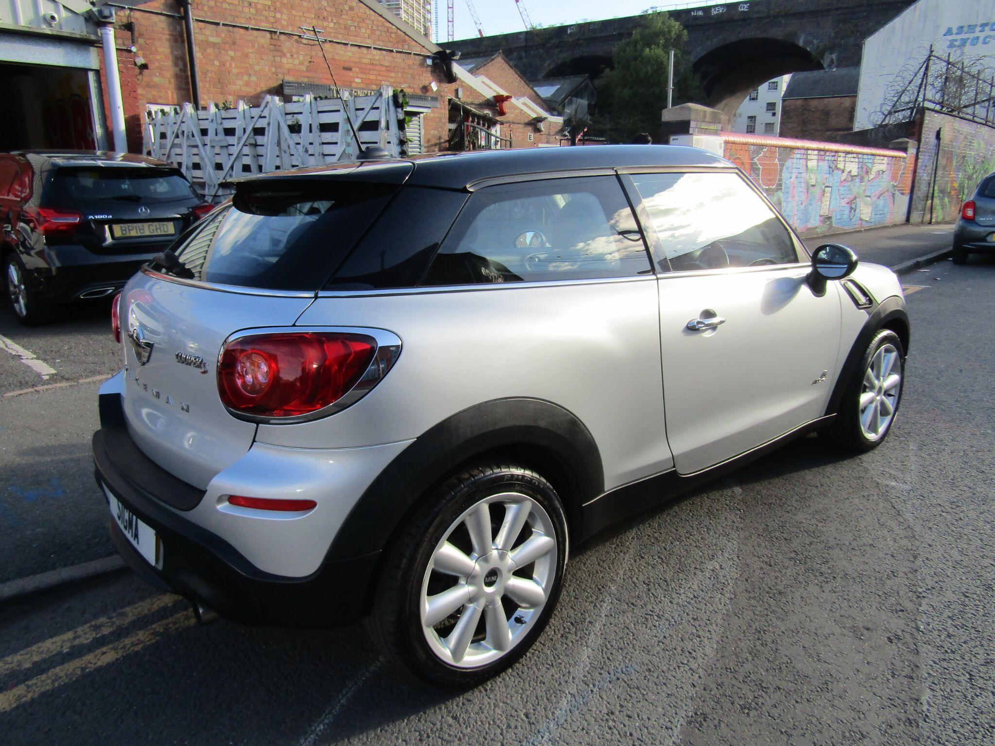 Mini Paceman view 11