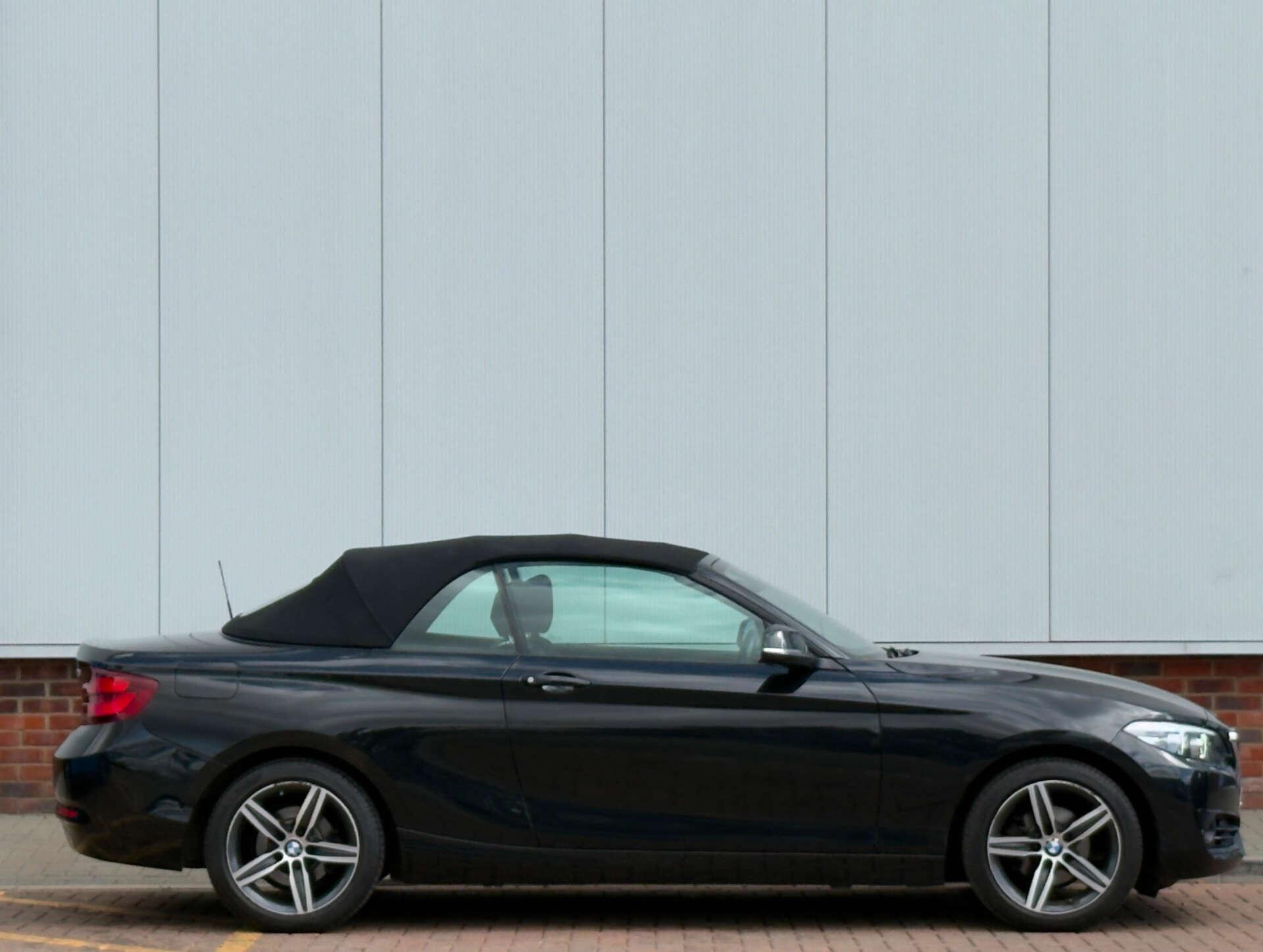 BMW 2 Series view 11