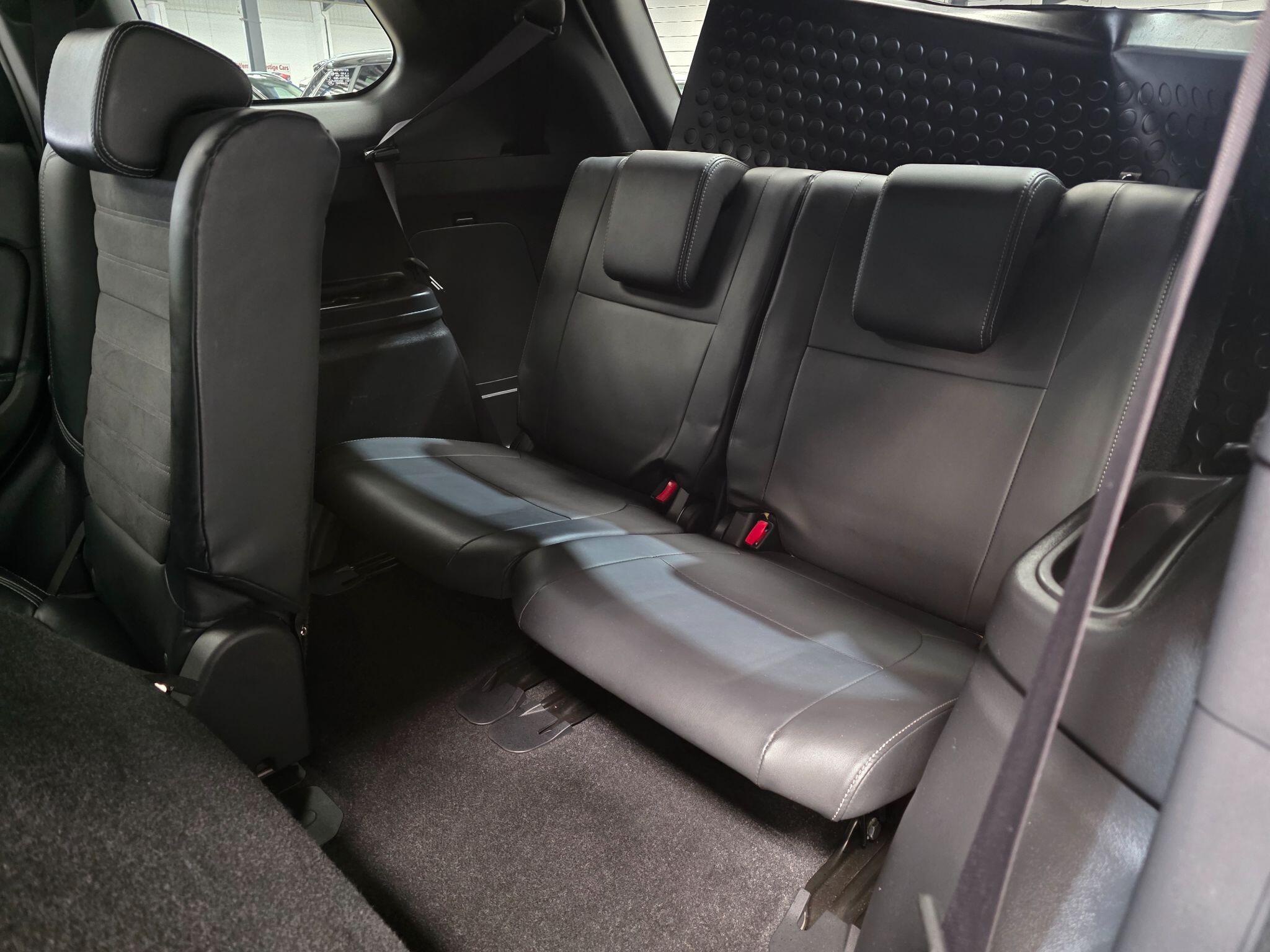 Mitsubishi Outlander view 25