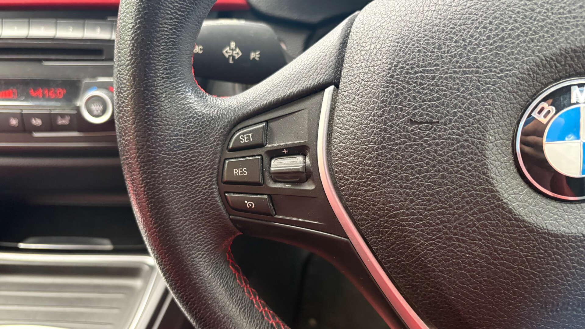 BMW 3 Series view 19