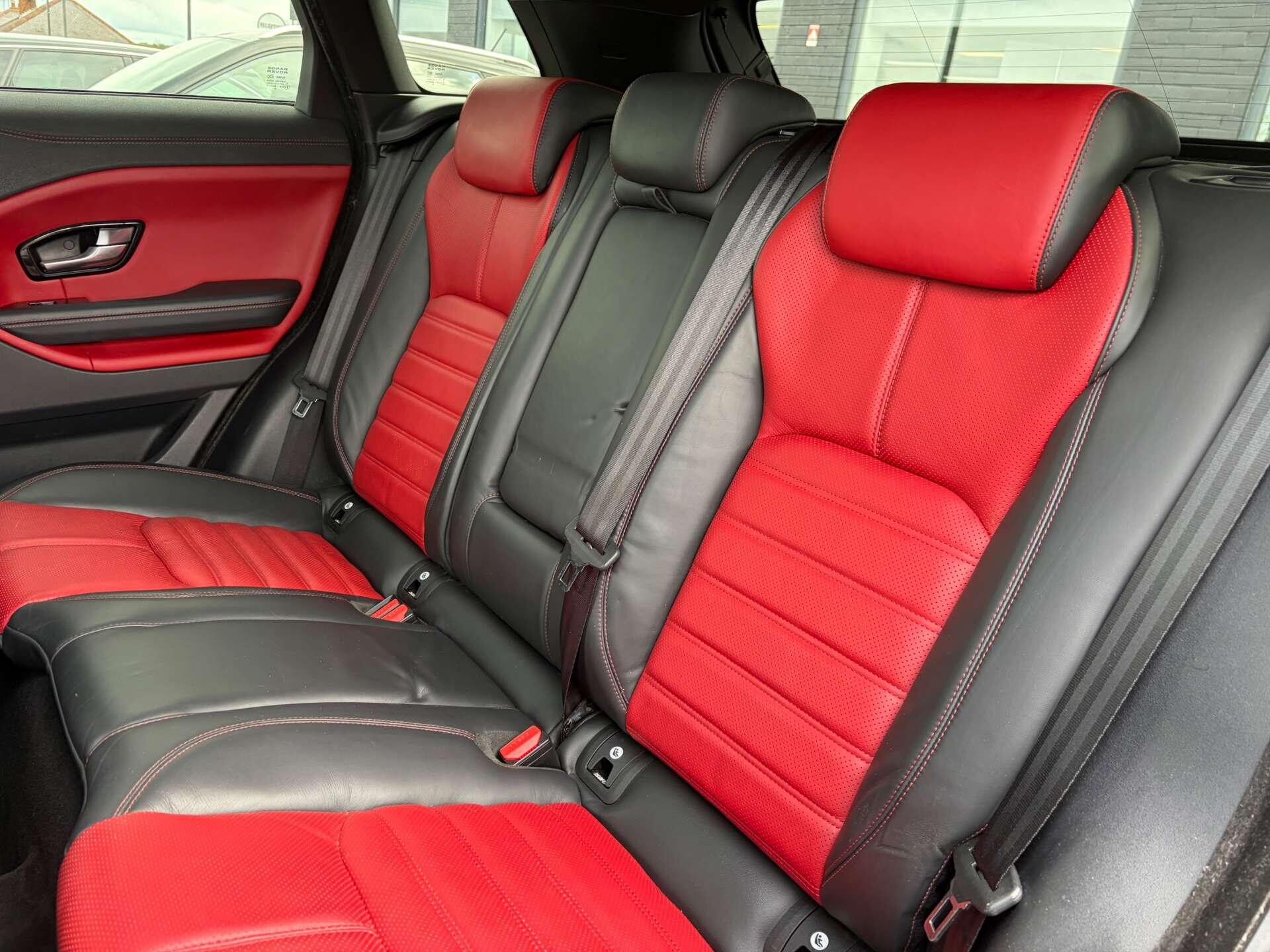 Land Rover Range Rover Evoque view 23