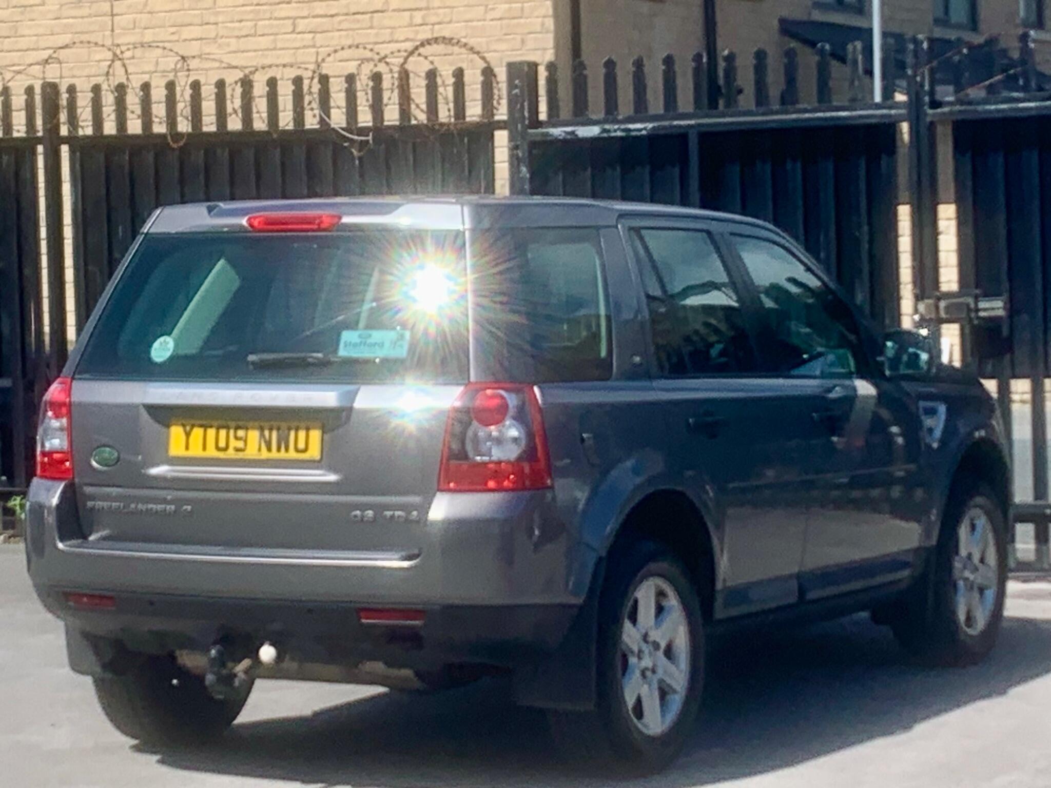 Land Rover Freelander 2 view 9
