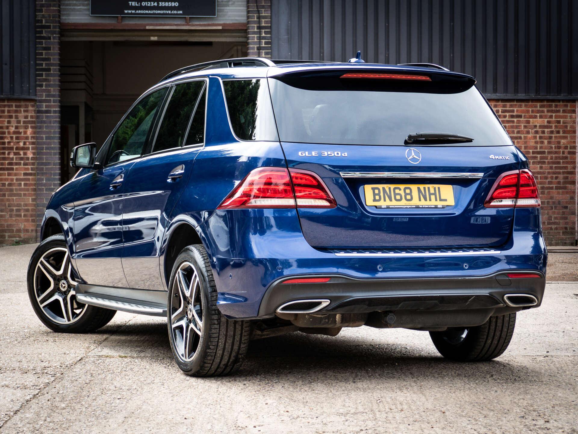 Mercedes-Benz Gle view 2