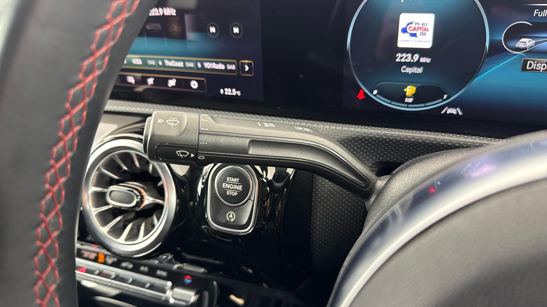 Mercedes-Benz Cla view 41