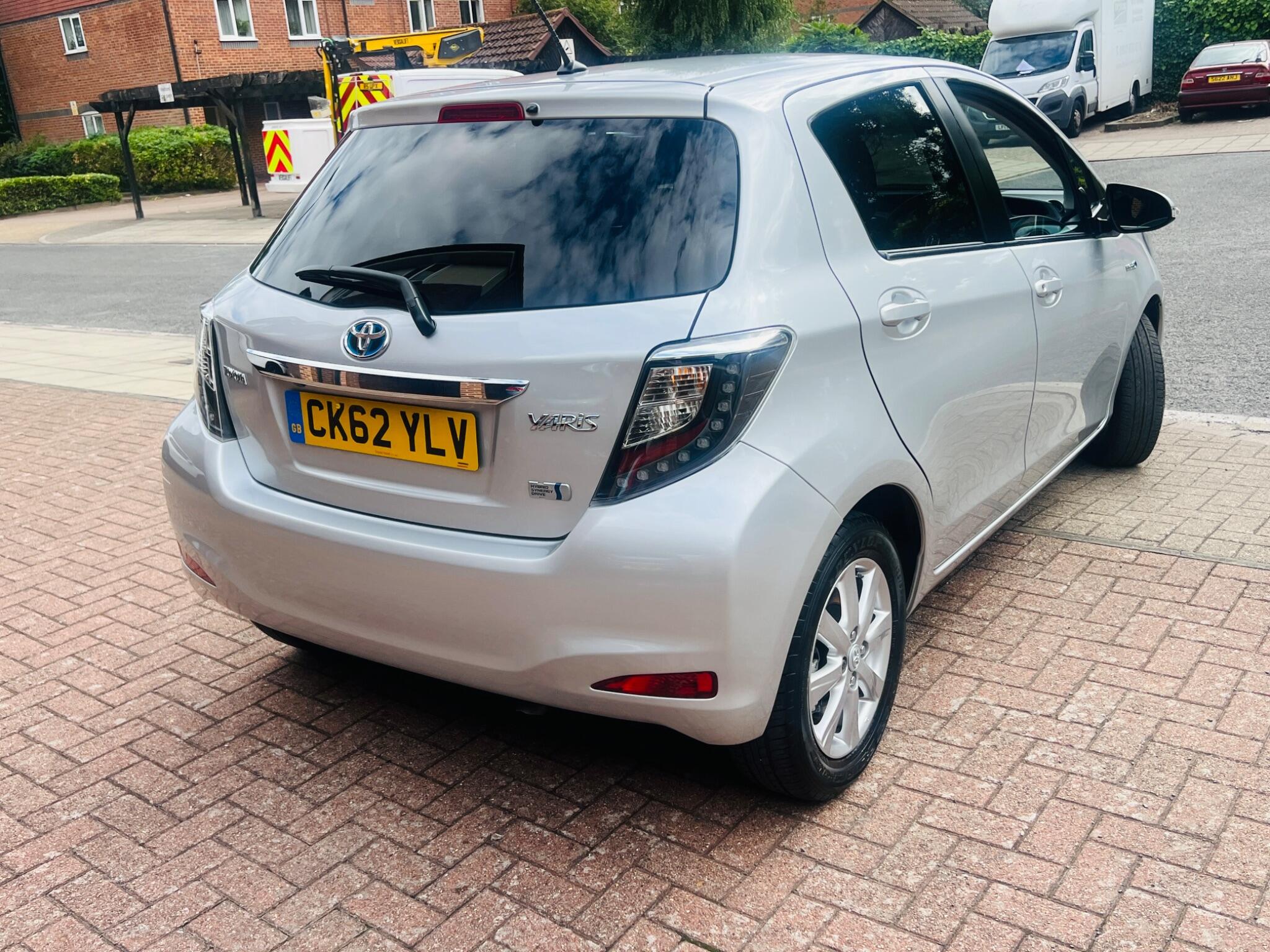 Toyota Yaris view 28