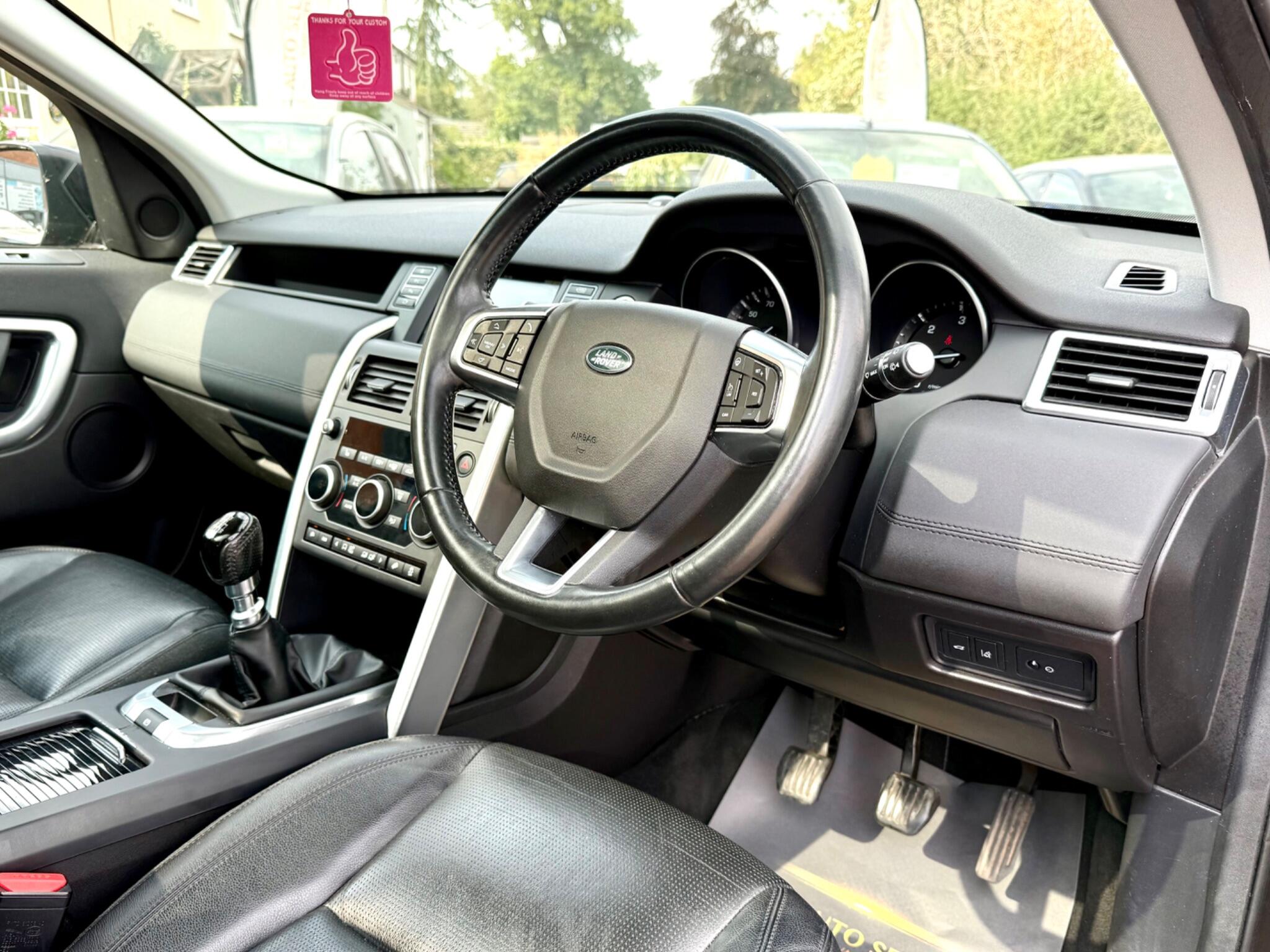 2016 Land Rover Discovery Sport 2.0 TD4 HSE 4WD Euro 6 (s/s) 5dr (5 Seat) • 91,500 miles image 18