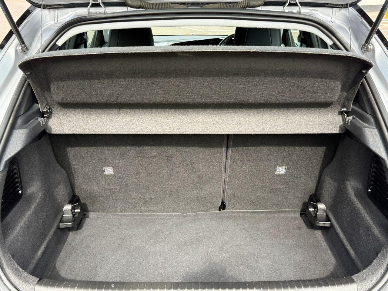 Vauxhall Mokka Electric view 39