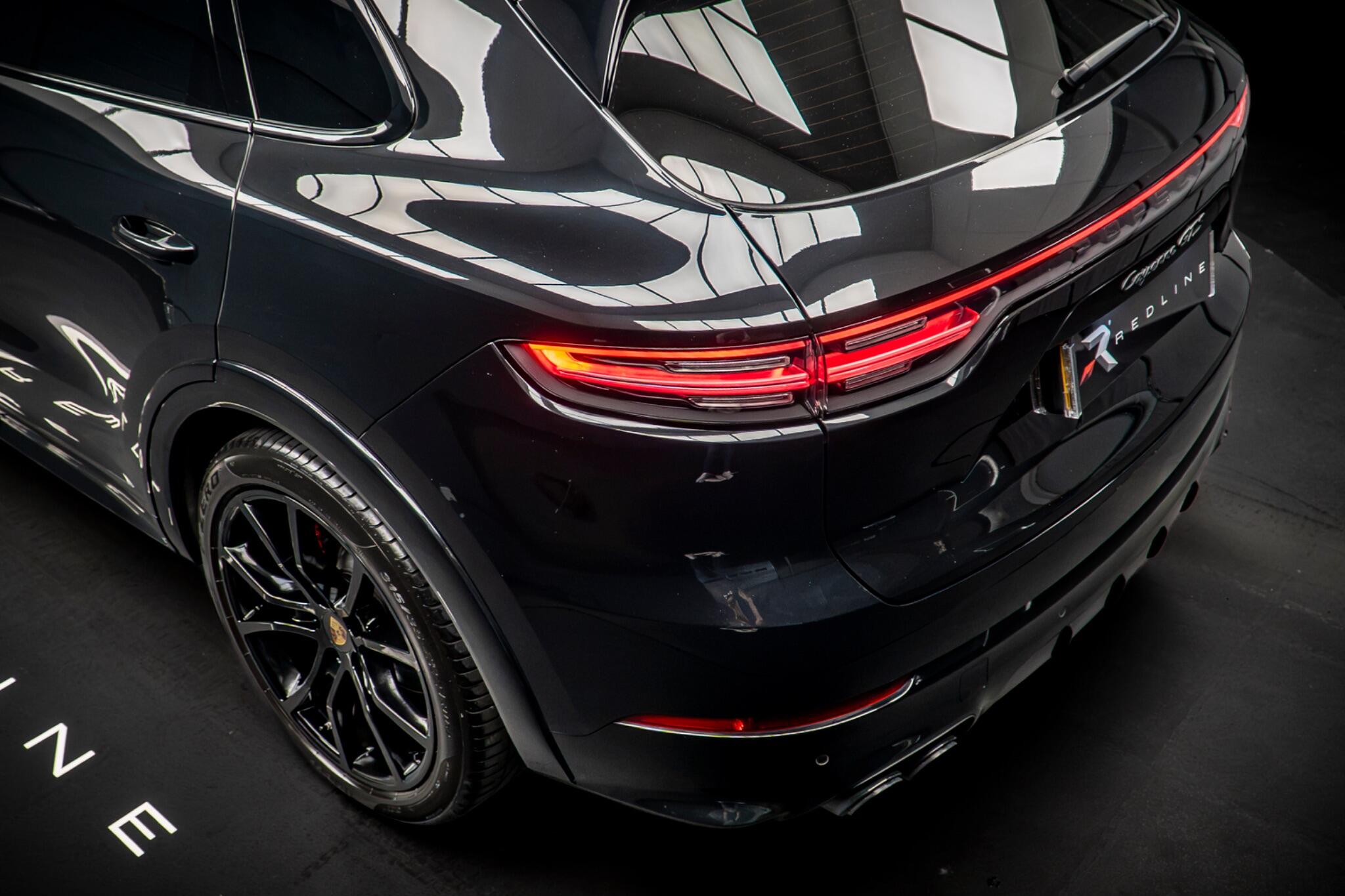 Porsche Cayenne view 19