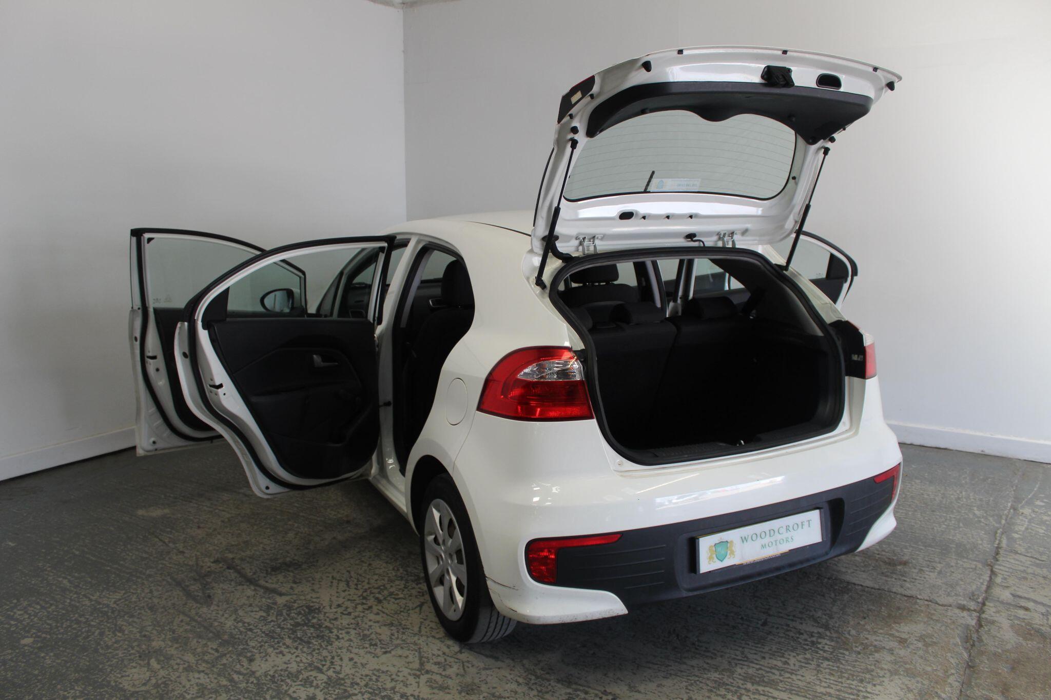 Kia Rio view 19