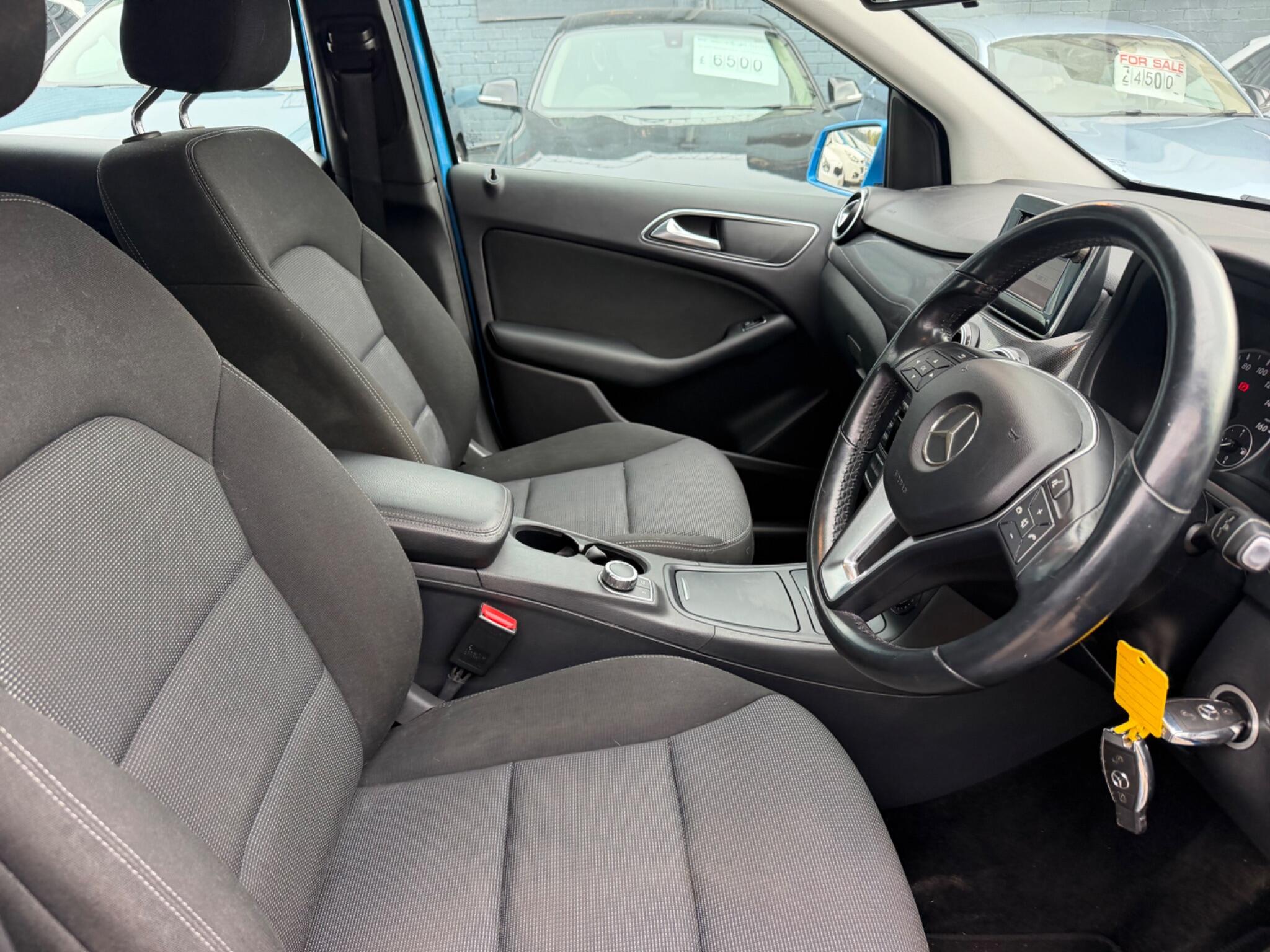 Mercedes-Benz B-Class view 10