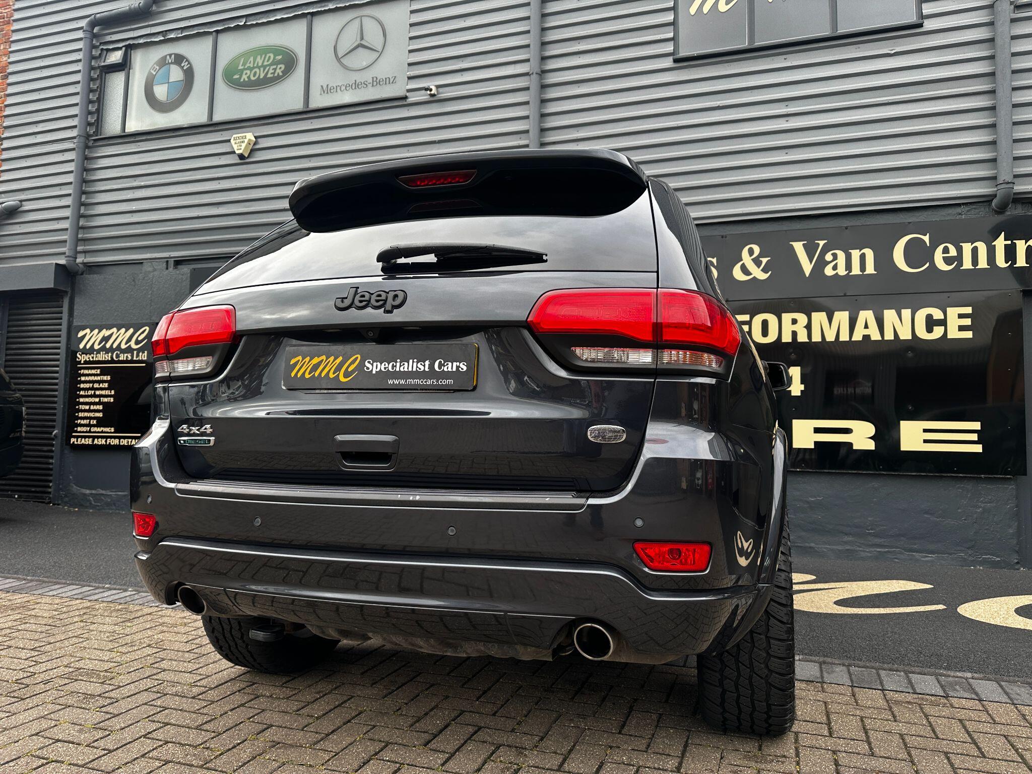 Jeep Grand Cherokee view 40
