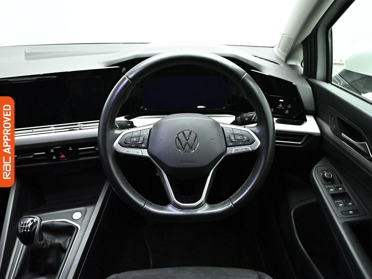 Volkswagen Golf view 9
