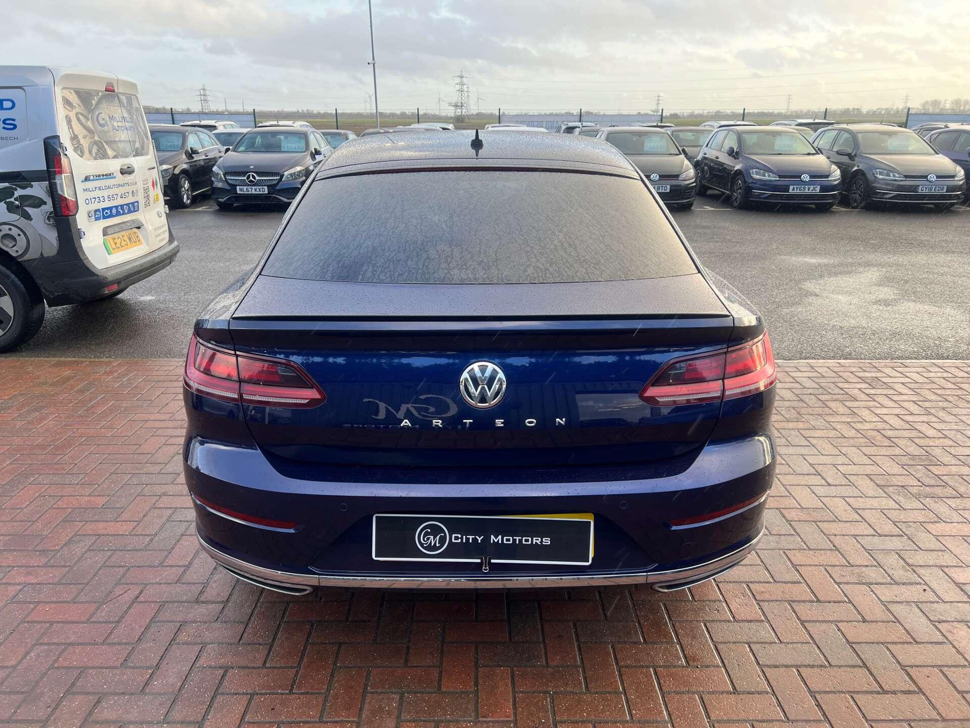Volkswagen Arteon view 8