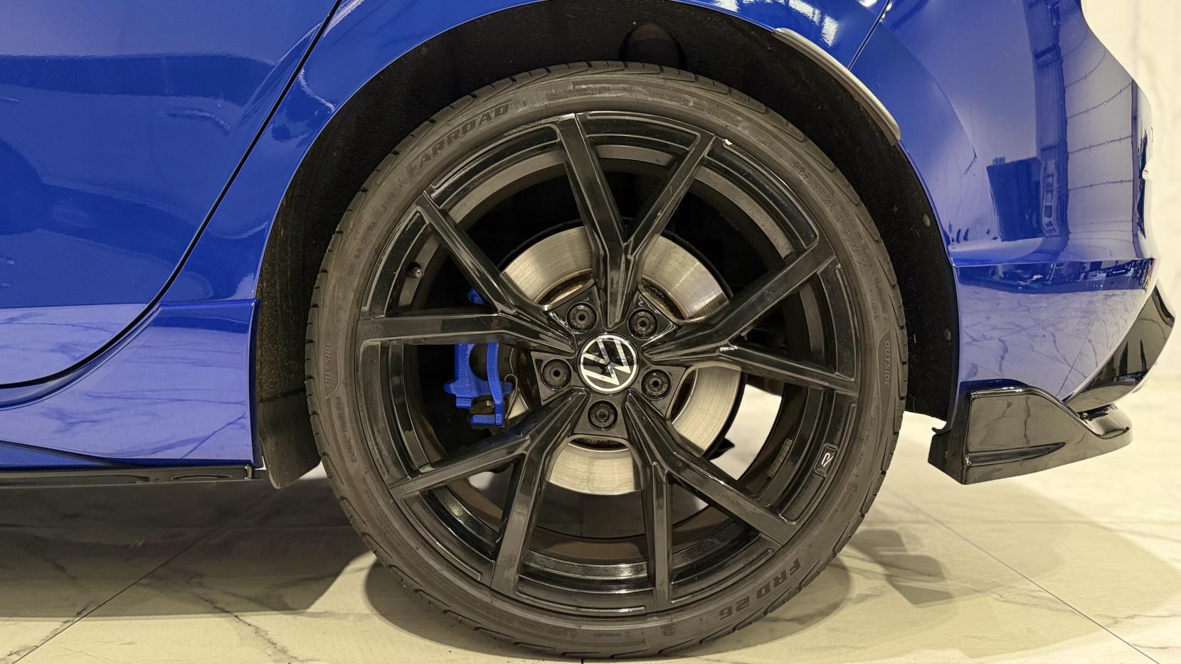 Volkswagen Golf view 51