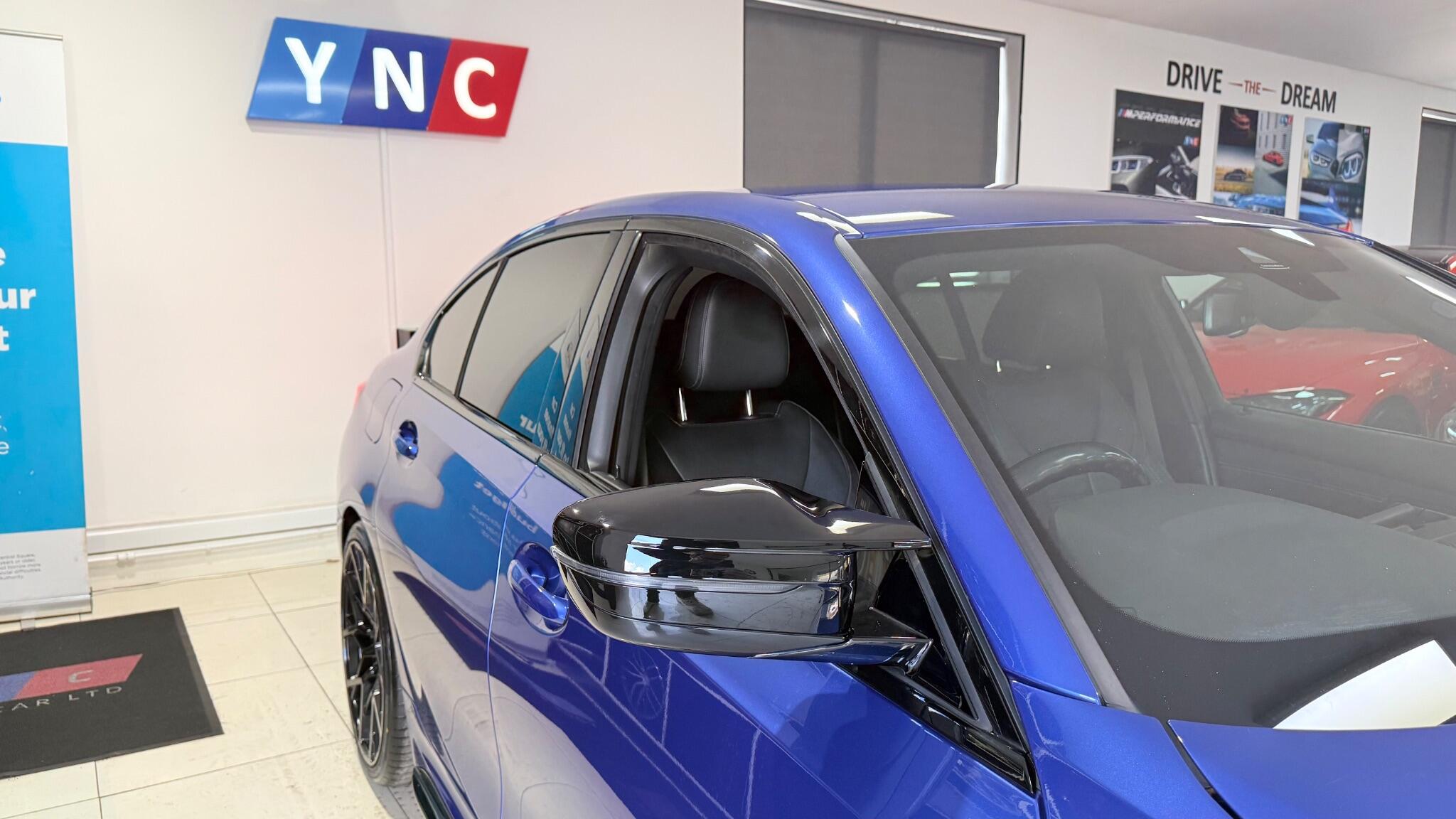 BMW 3 Series view 38