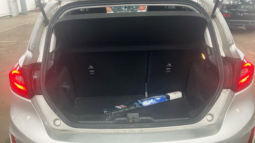 Ford Fiesta view 13