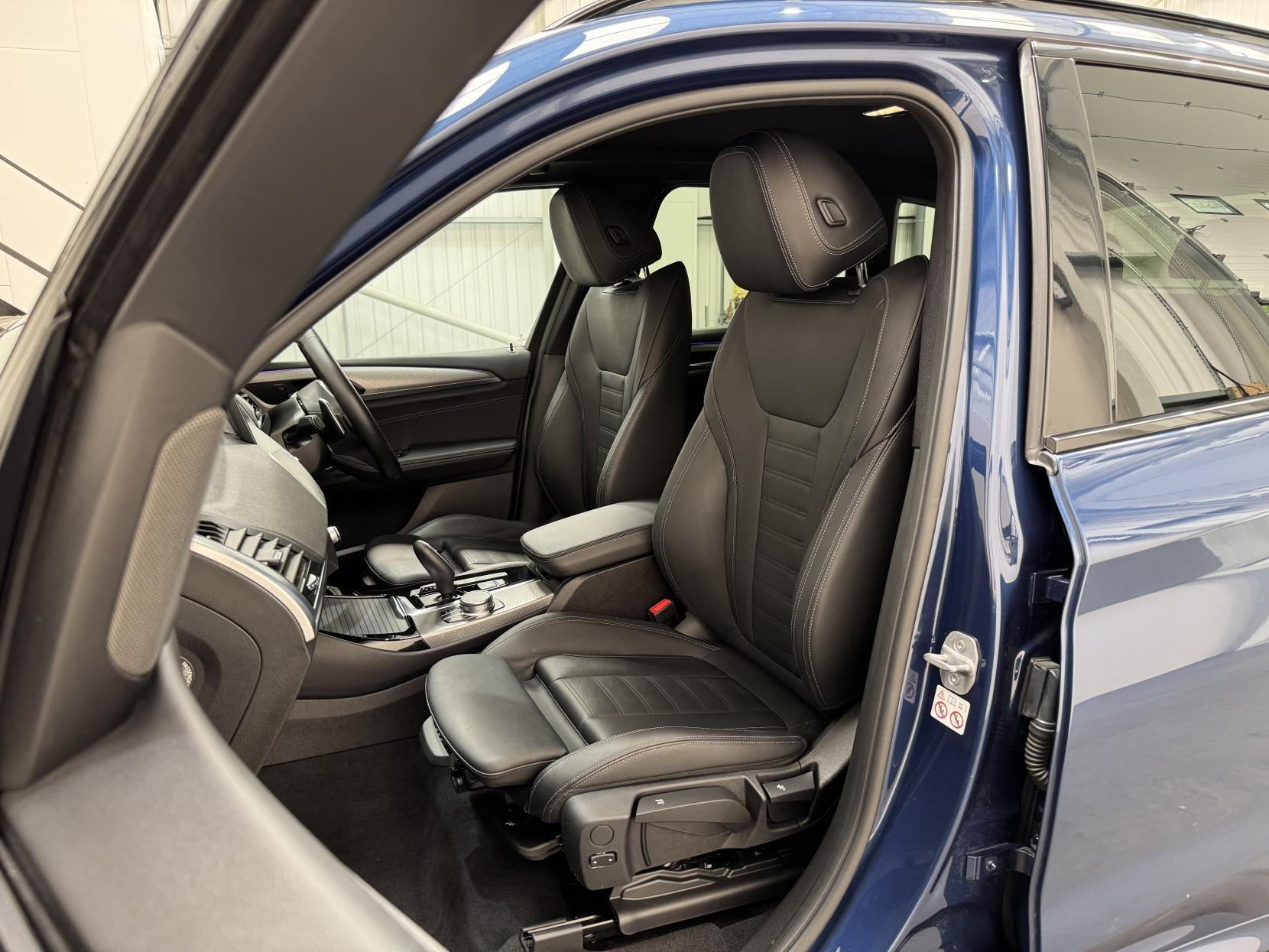 BMW X3 view 49