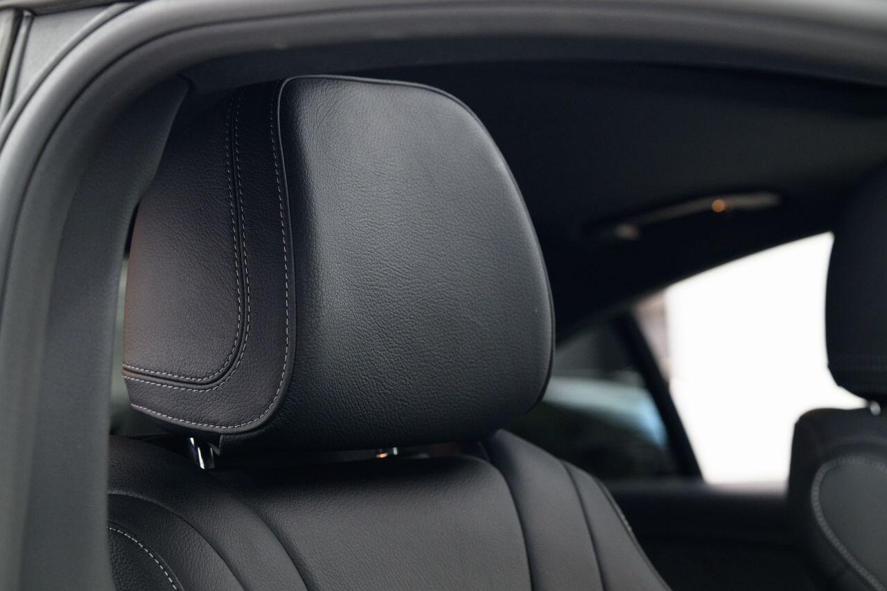 Mercedes-Benz CLS view 16