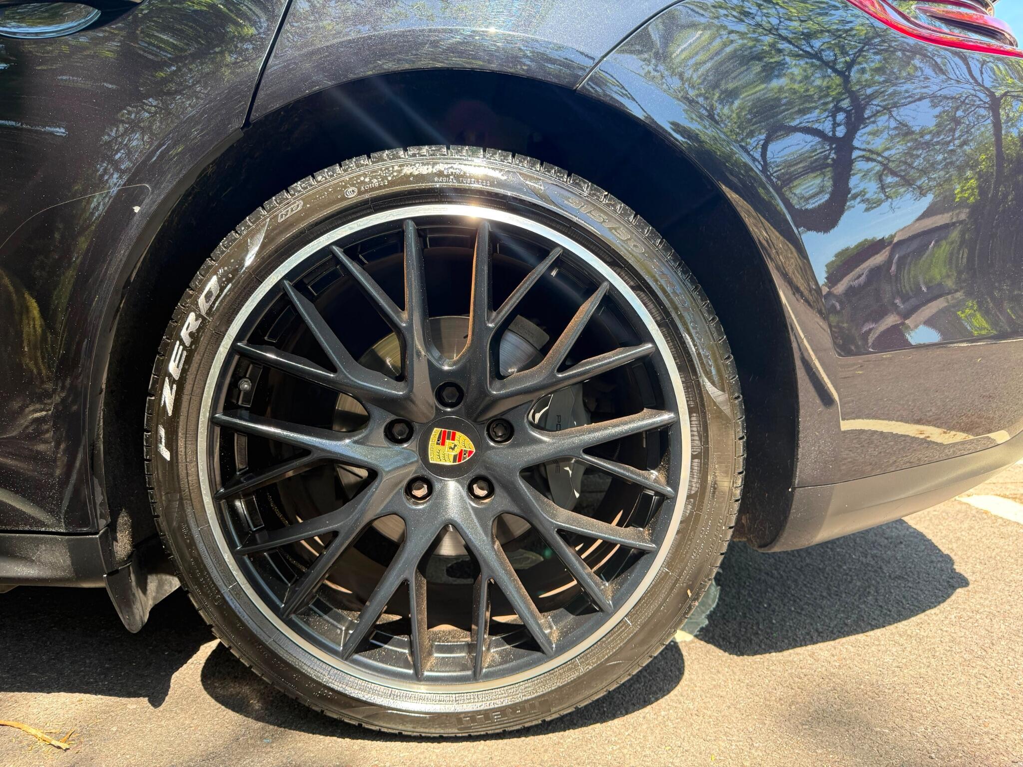 Porsche Panamera view 34