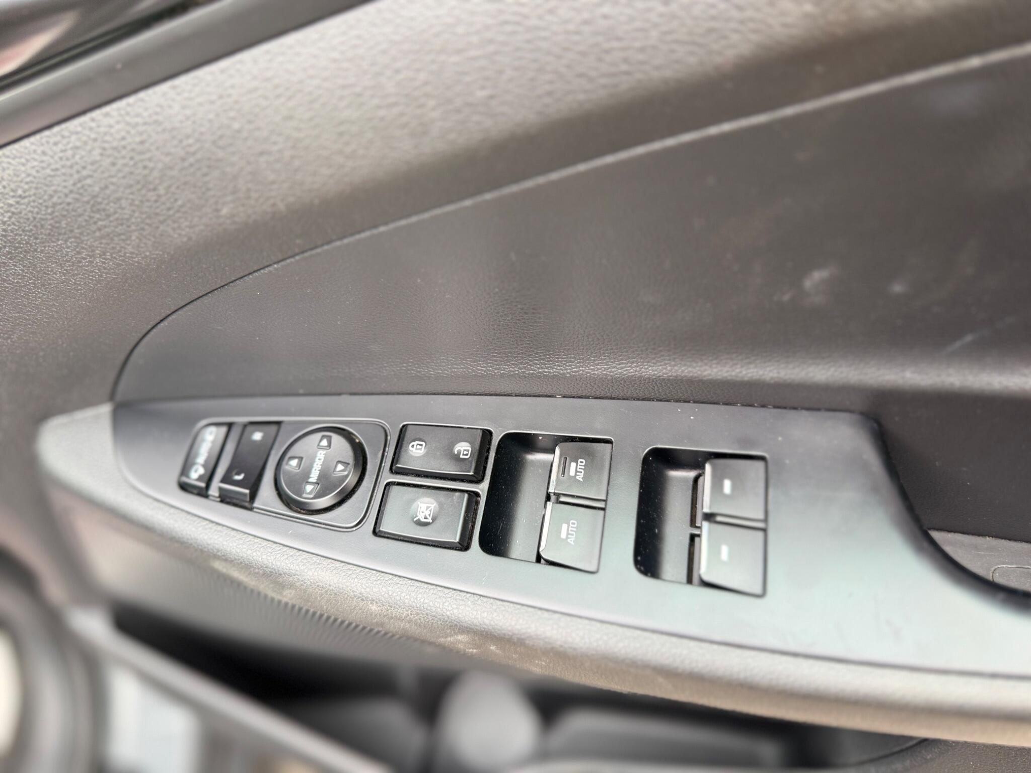 Hyundai Tucson view 38