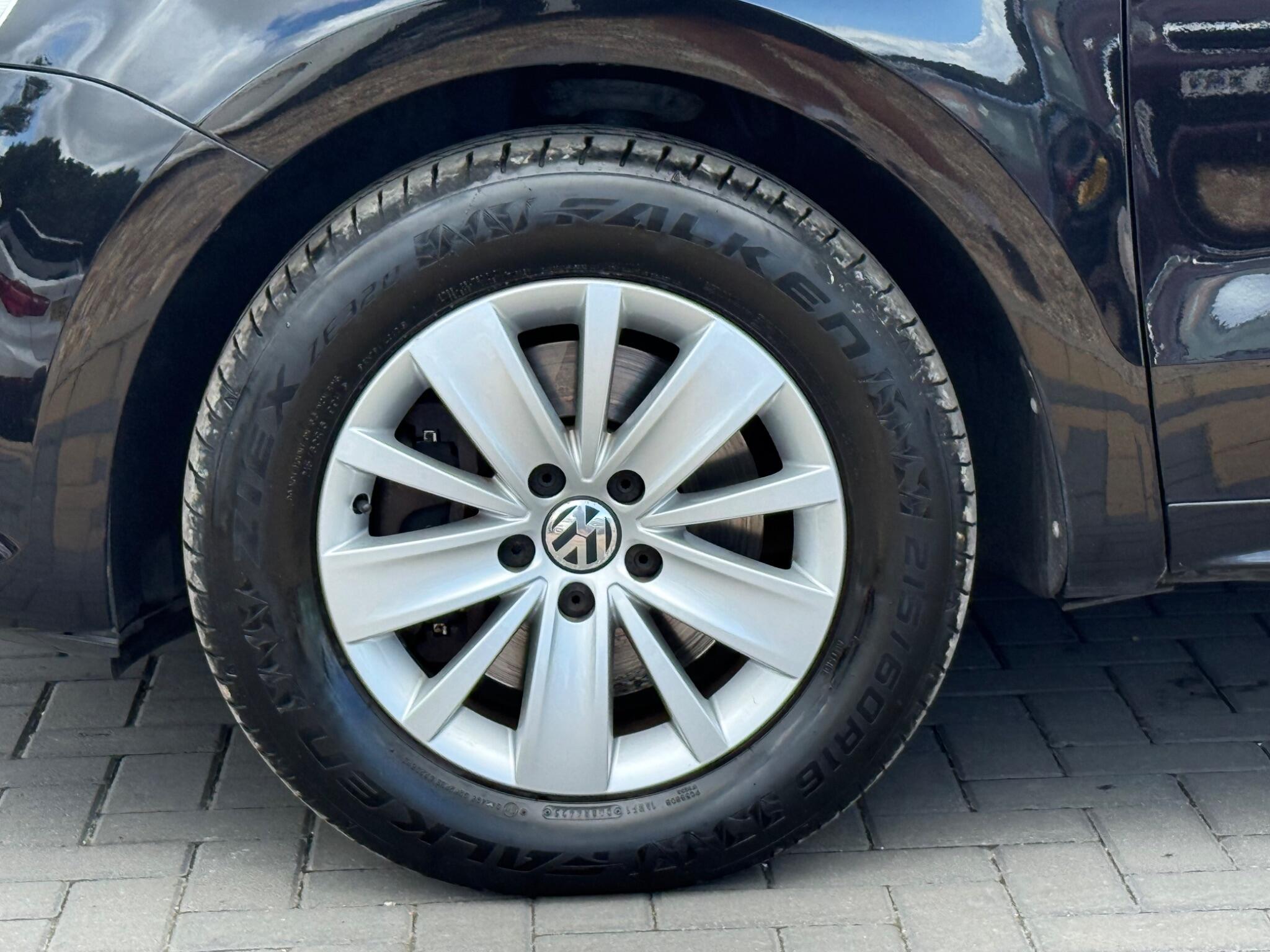 Volkswagen Sharan view 12