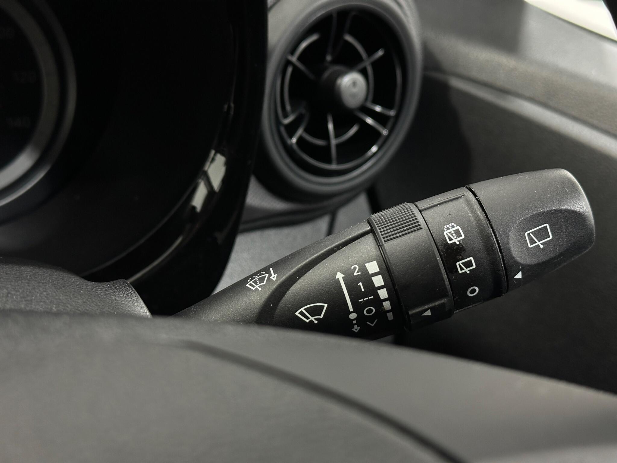 Hyundai I10 view 16