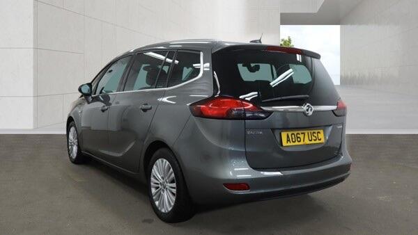 Vauxhall Zafira Tourer view 8