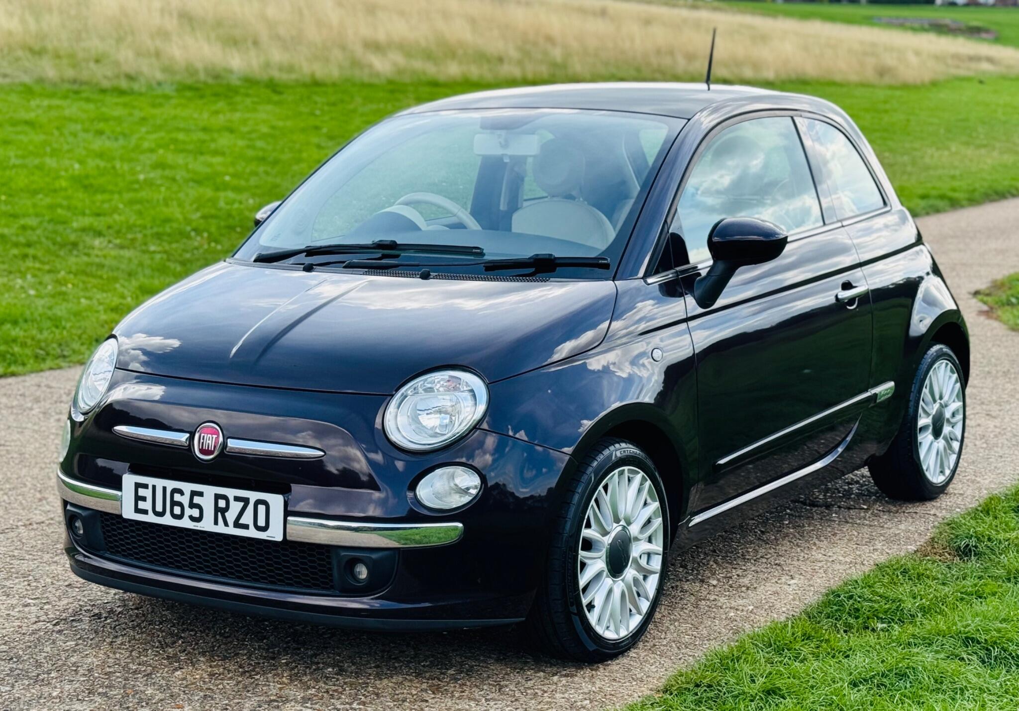 2015 Fiat 500 image 7