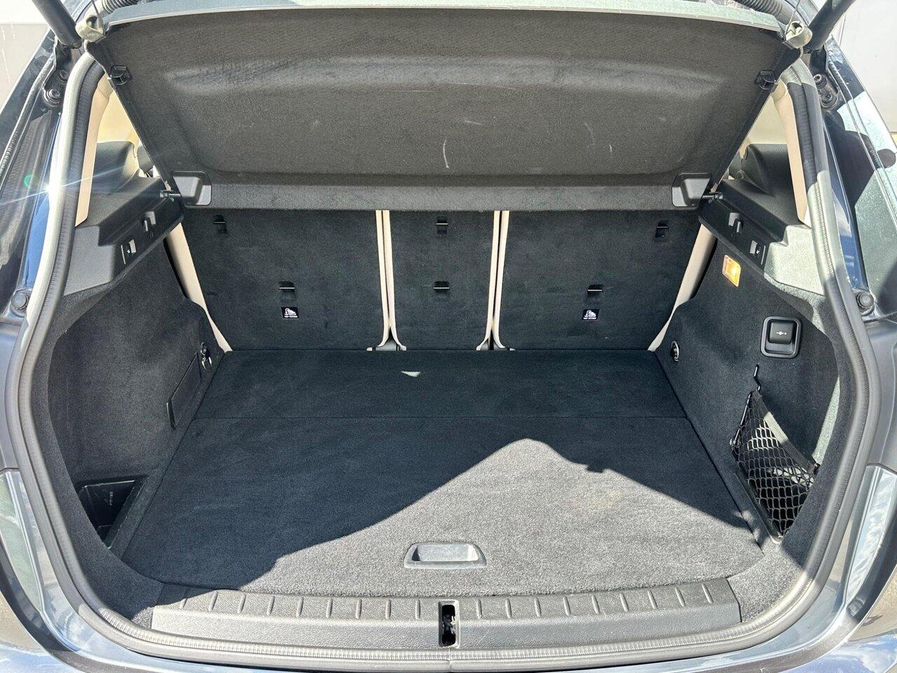 BMW 2 Series view 13
